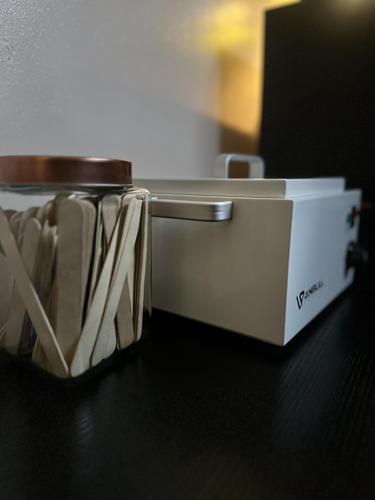 Anbull 5.5lb Professional Single Wax Warmer, Electric Lagre 2.5L Wax Heater Pot for Hair Removal with 20-120℃ Temperature Control, Paraffin Hot Facial Skin SPA Equipment customer photo 2