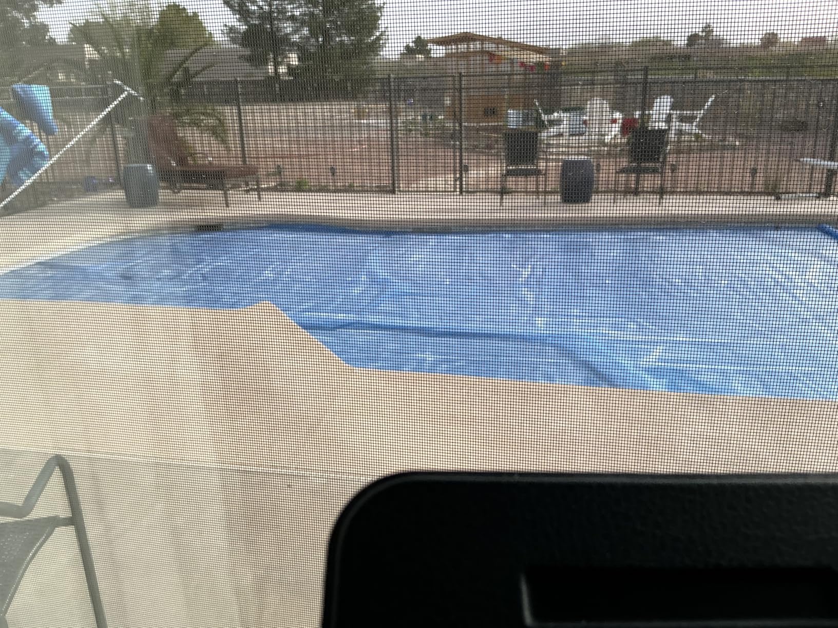 BigXwell Solar Pool Cover, Blue 16-mil 16 x 24 Foot Rectangle Above-Ground and In-Ground Pools, Heavy-Duty Insulating Pool Solar Cover, Heat Retaining Solar Blanket customer photo 2