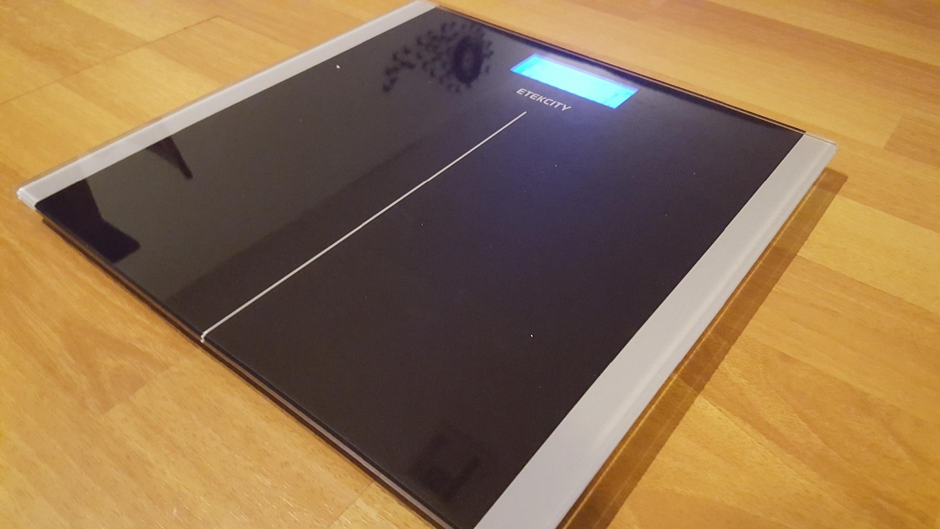 Etekcity FSA&HSA Eligible Smart Scale for Body Weight Fat, Digital Weighing Machine for Accurate BMI Muscle Mass Composition, Apple Health Compatible Fitness Equipment,TFT, Tempered Glass,Black customer photo 1
