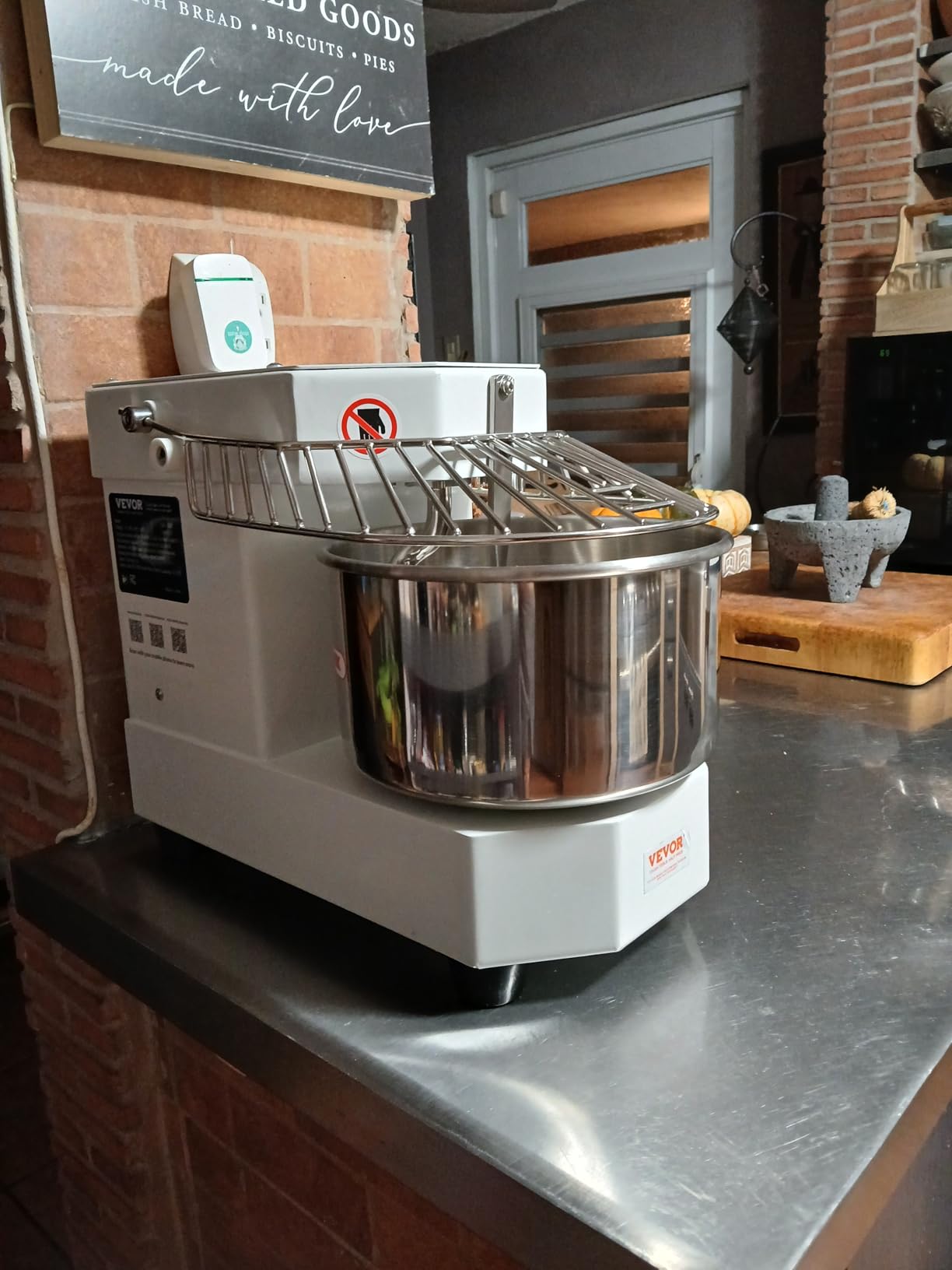 VEVOR Commercial Food Mixer, 8.5Qt Capacity, 450W Dual Rotating Dough Kneading Machine with Food-grade Stainless Steel Bowl, Security Shield & Timer Included customer photo 2