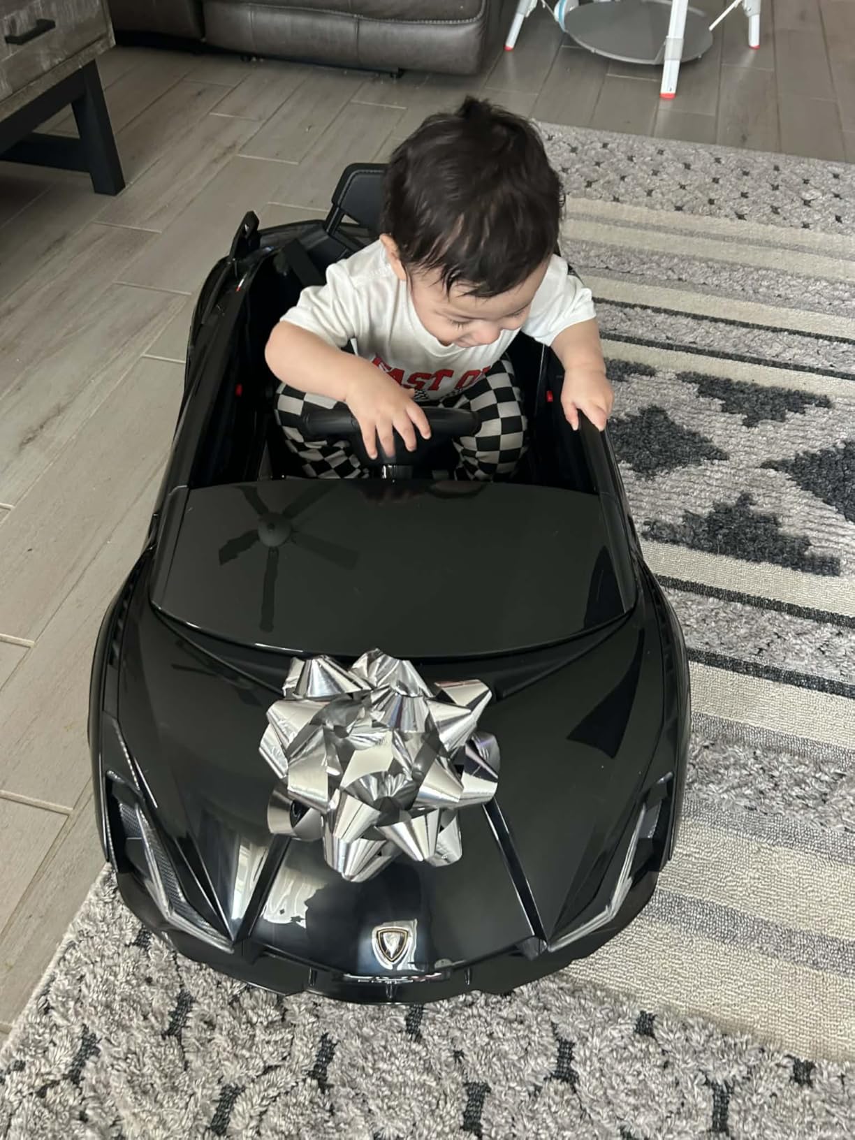 INFANS 12V Licensed Lamborghini Sian Kids Ride On Car with Parent Remote Control, Spring Suspension, MP3 Player, Electric Toy Roadster Carbon Fiber Textured for Toddler (Black) customer photo 2