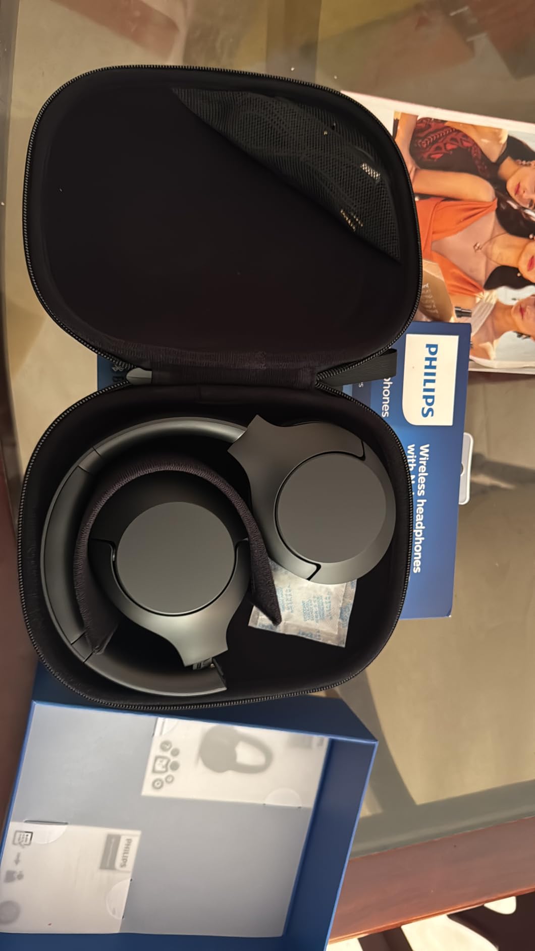 PHILIPS H8506 Over-Ear Wireless Headphones with Noise Canceling Pro (ANC) and Multipoint Bluetooth, 60 Hours Playtime, Black customer photo 1