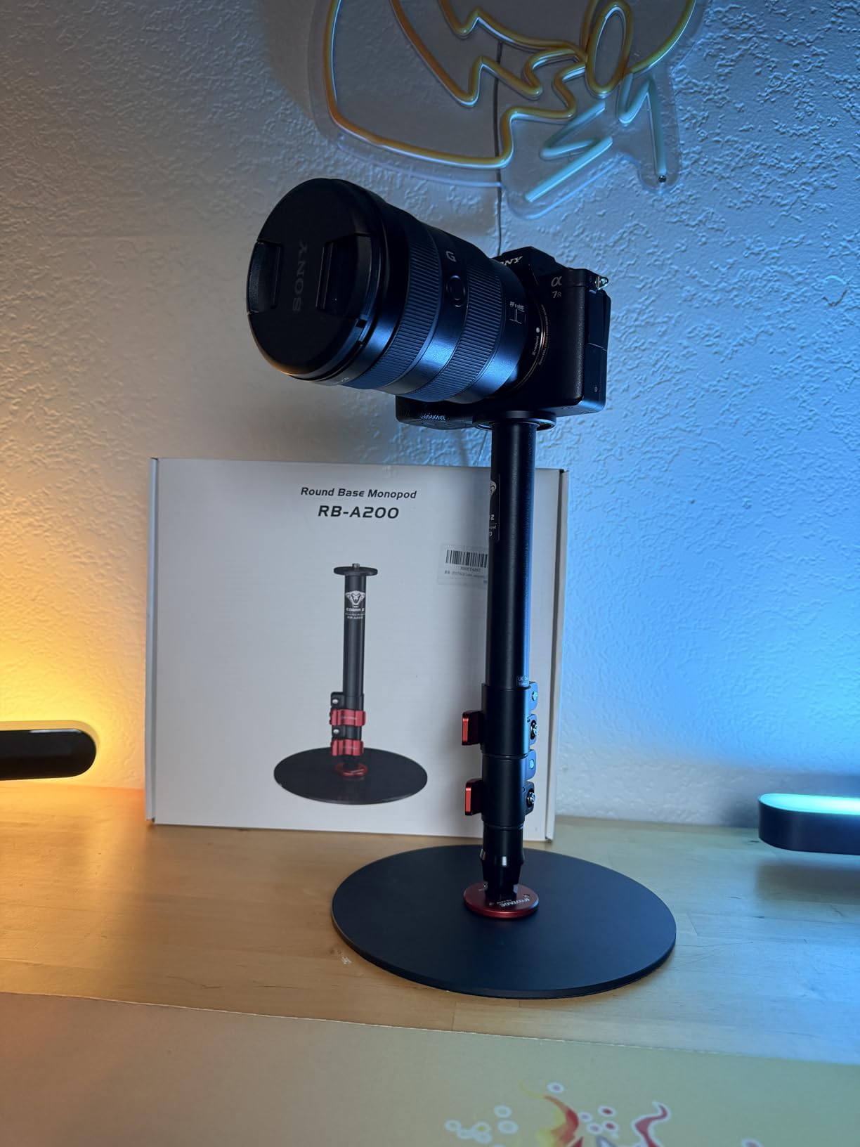 IFOOTAGE Round Base Monopod A300, 60 Light Stand Aluminum Camera Floor Stand Tripod Alternative customer photo 1