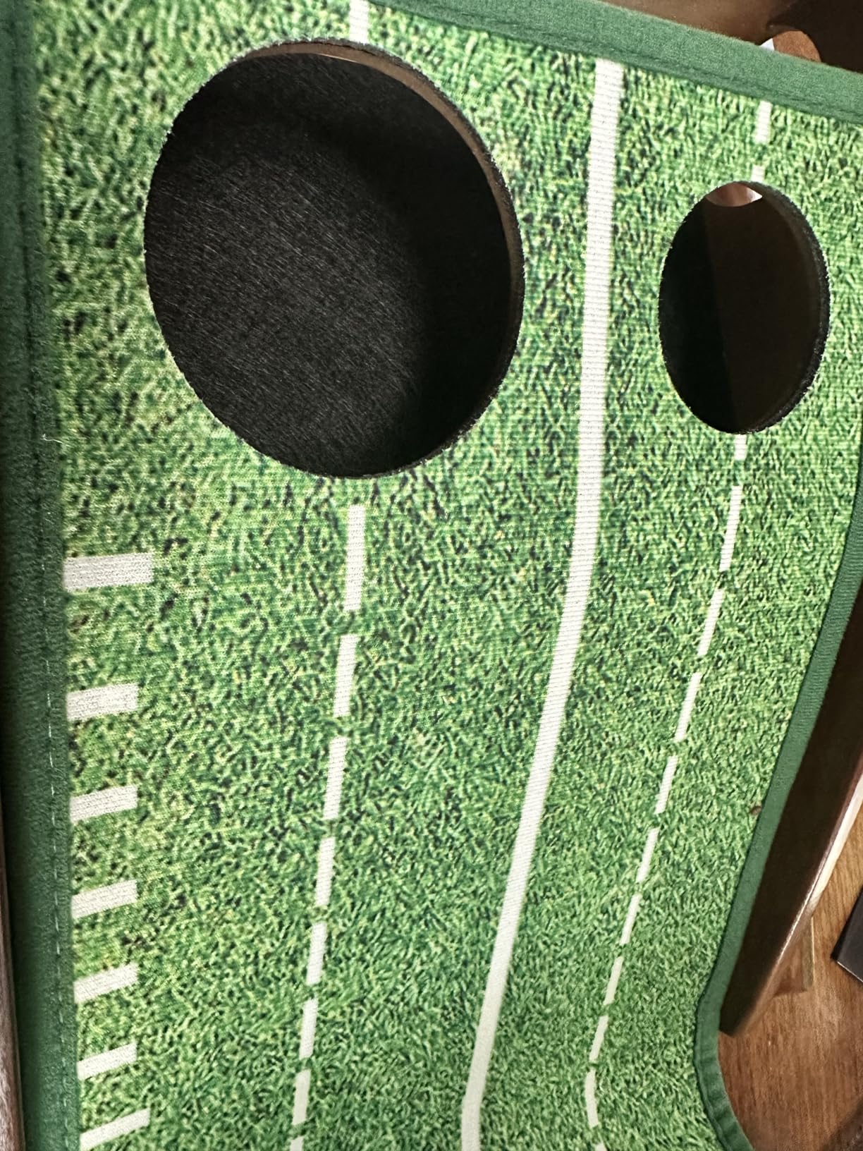 Dachenus Putting Green Indoor Mat Outdoor Golf Putting Mat with Automatic Ball Return customer photo 1