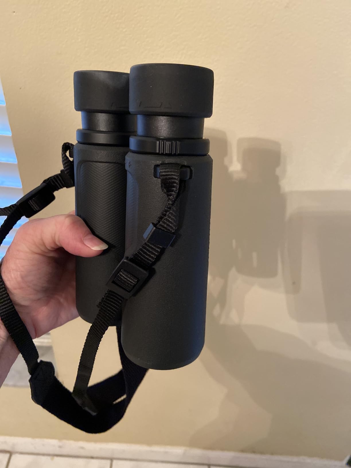 Nikon PROSTAFF P3 10x42 Binocular | Waterproof, fogproof, Rubber-Armored Full-Size Binocular, Wide Field of View & Long Eye Relief | Official Nikon USA Model customer photo 2