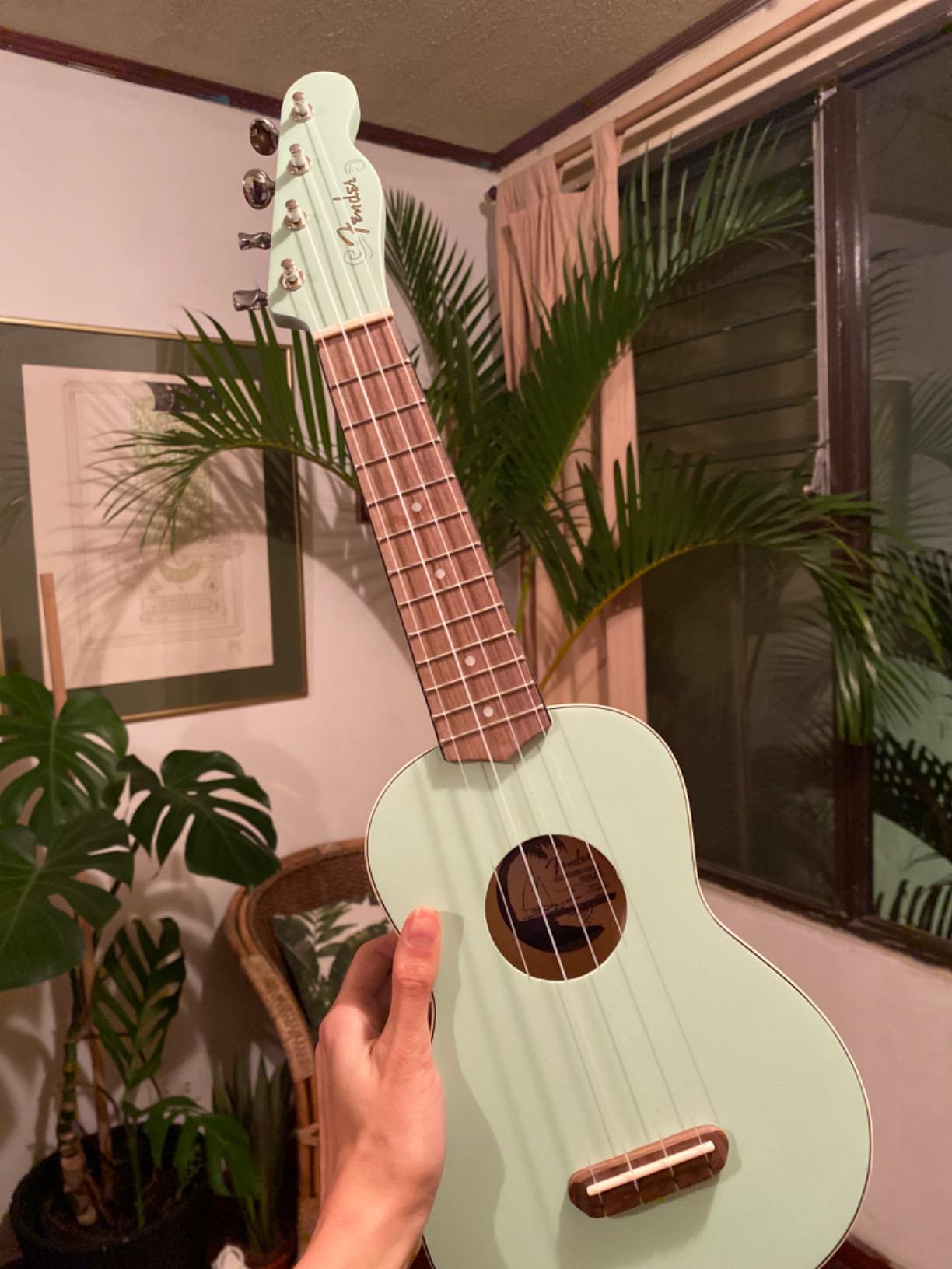 Fender Avalon Tenor Ukulele, Surf Green customer photo 2