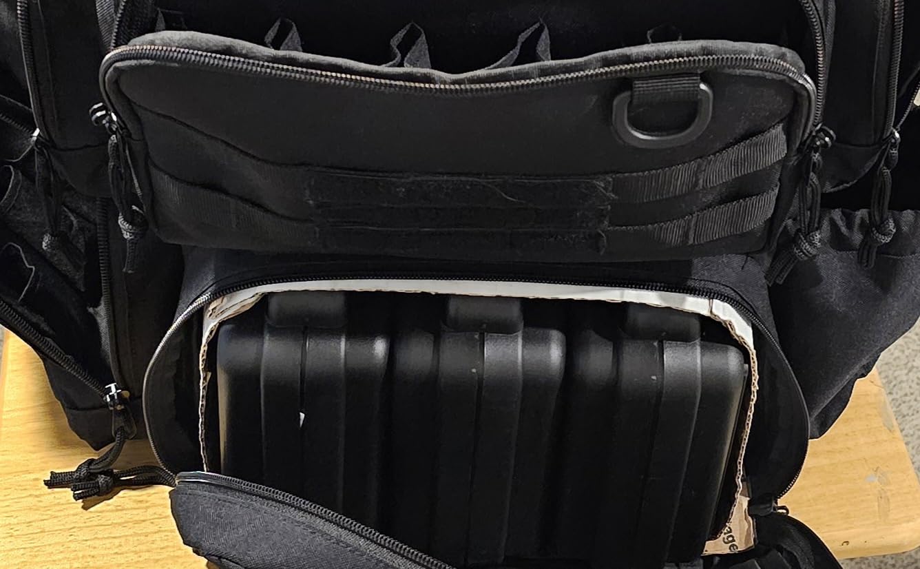 DSLEAF Tactical Pistol Backpack with 3 Pistol Cases for 6 Handguns, Gun Backpack with 13x Magazine Slots for Shooting and Hunting customer photo 1