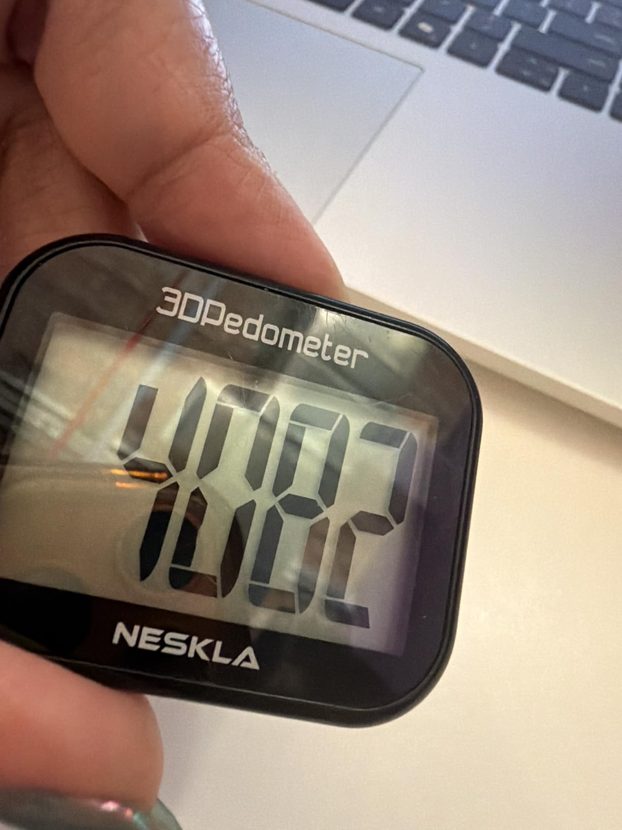 3D Pedometer for Walking, Simple Step Counter with Large Digital Display, Step Tracker with Removable Clip Lanyard, Accurately Track Steps for Seniors customer photo 1