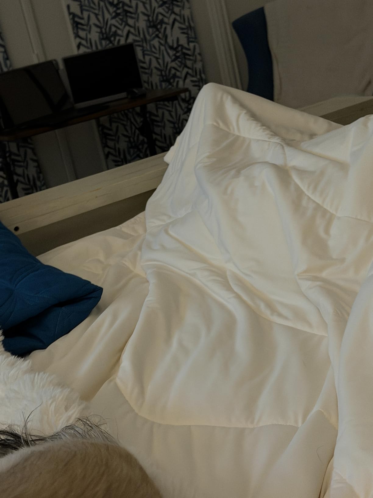 REST Evercool Cooling Comforter, Full/Queen, Blanket for Hot Sleepers, All Season Bedding to Keep Cool for Night Sweats, Breathable Lightweight Blanket, 90