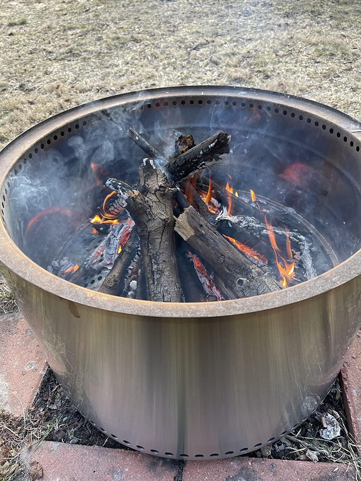 Solo Stove Bonfire Cast Iron Grill Cooking Bundle 2.0 | Smokeless Fire Pit, Stand, Grill & Hub, Wood Burning, Removable Ash Pan, Stainless Steel/Cast Iron, Height: 63 cm, Diameter: 44.5 cm, 20.3 kg customer photo 2