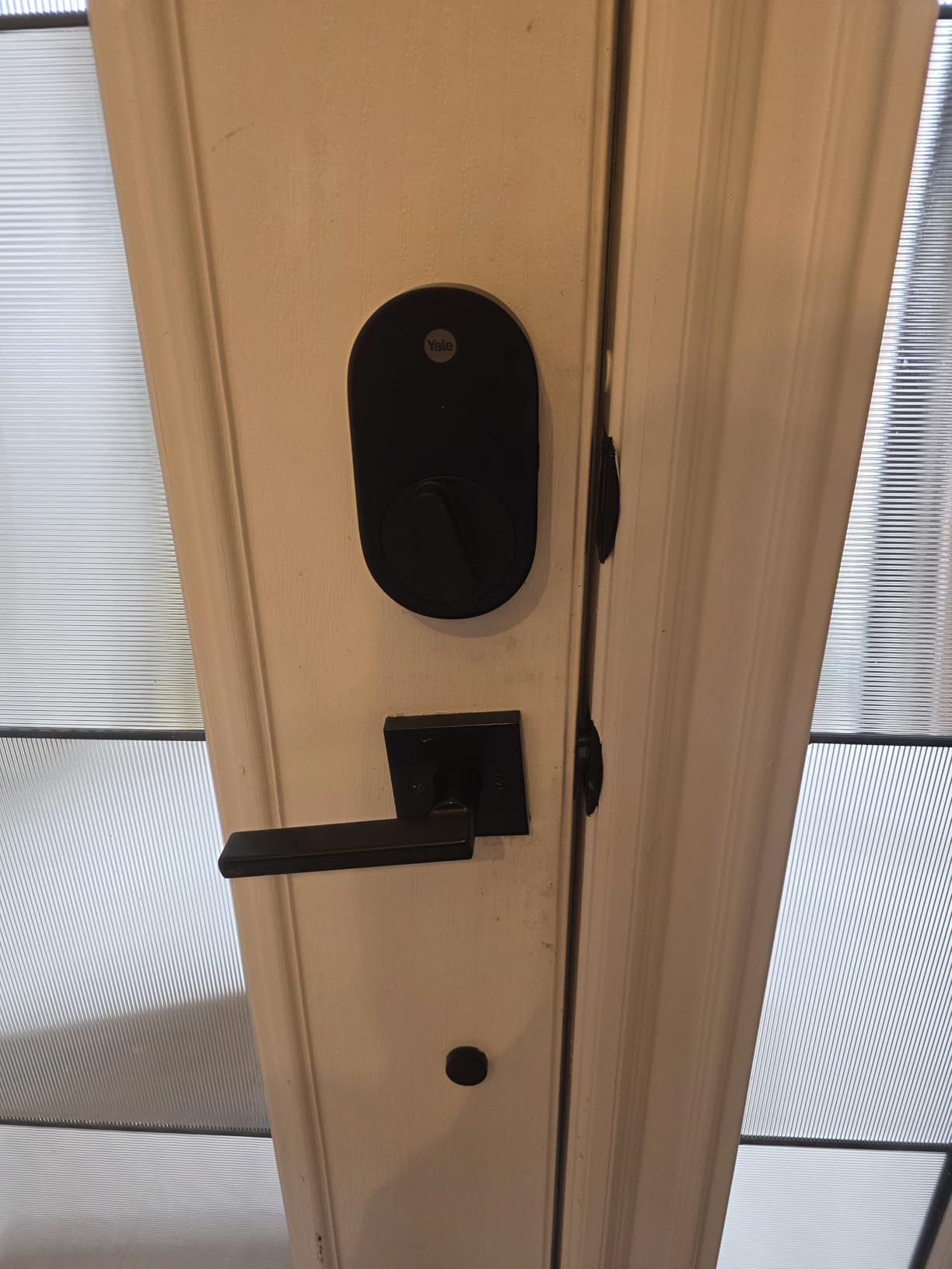 Yale Matte Black Keyed Deadbolt Smart Lock with Google Matter, YRD510-MT1-BLK customer photo 2