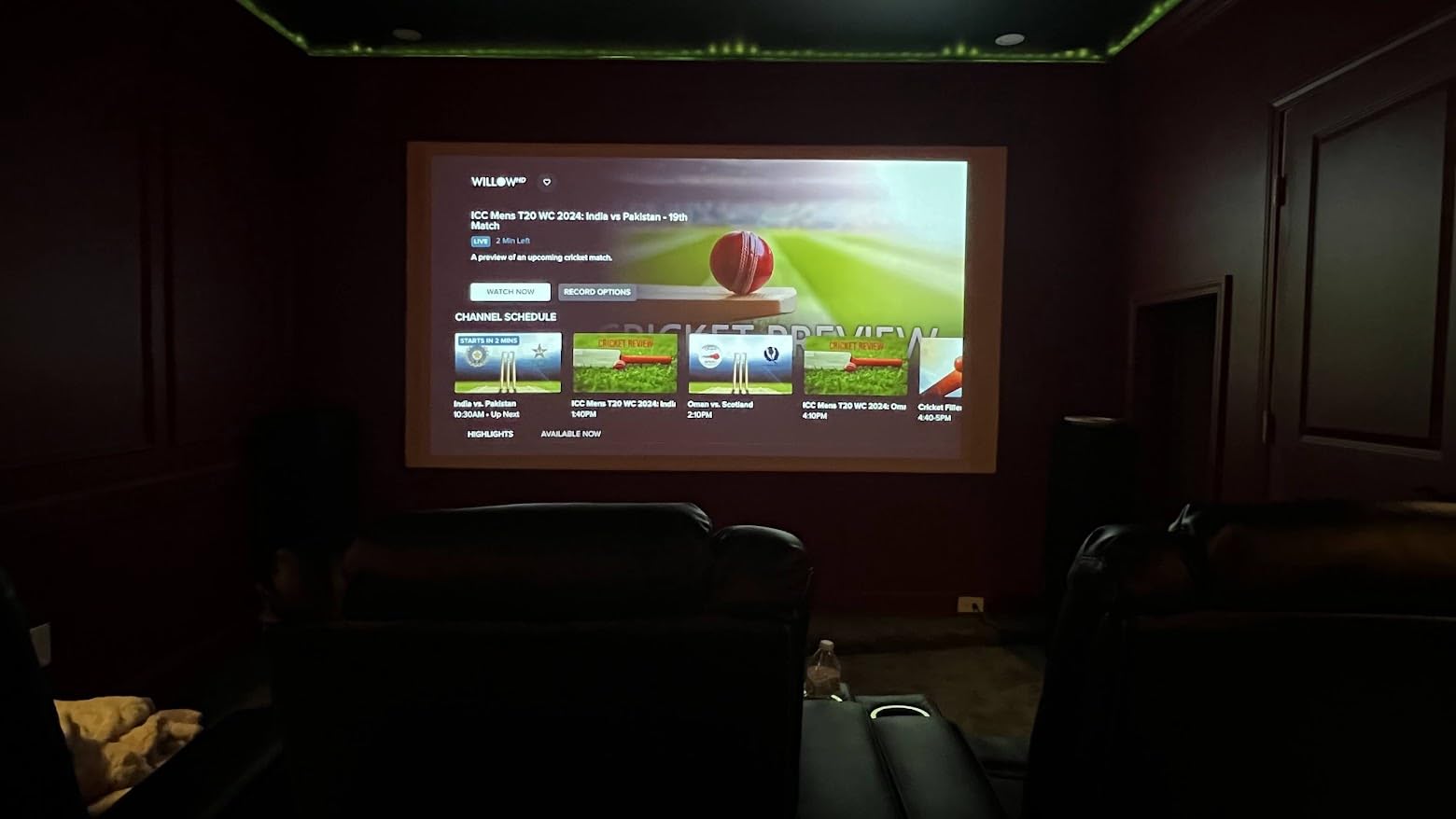 Optoma UHD38x True 4K UHD Gaming Projector, Lamp, Standard Throw customer photo 1