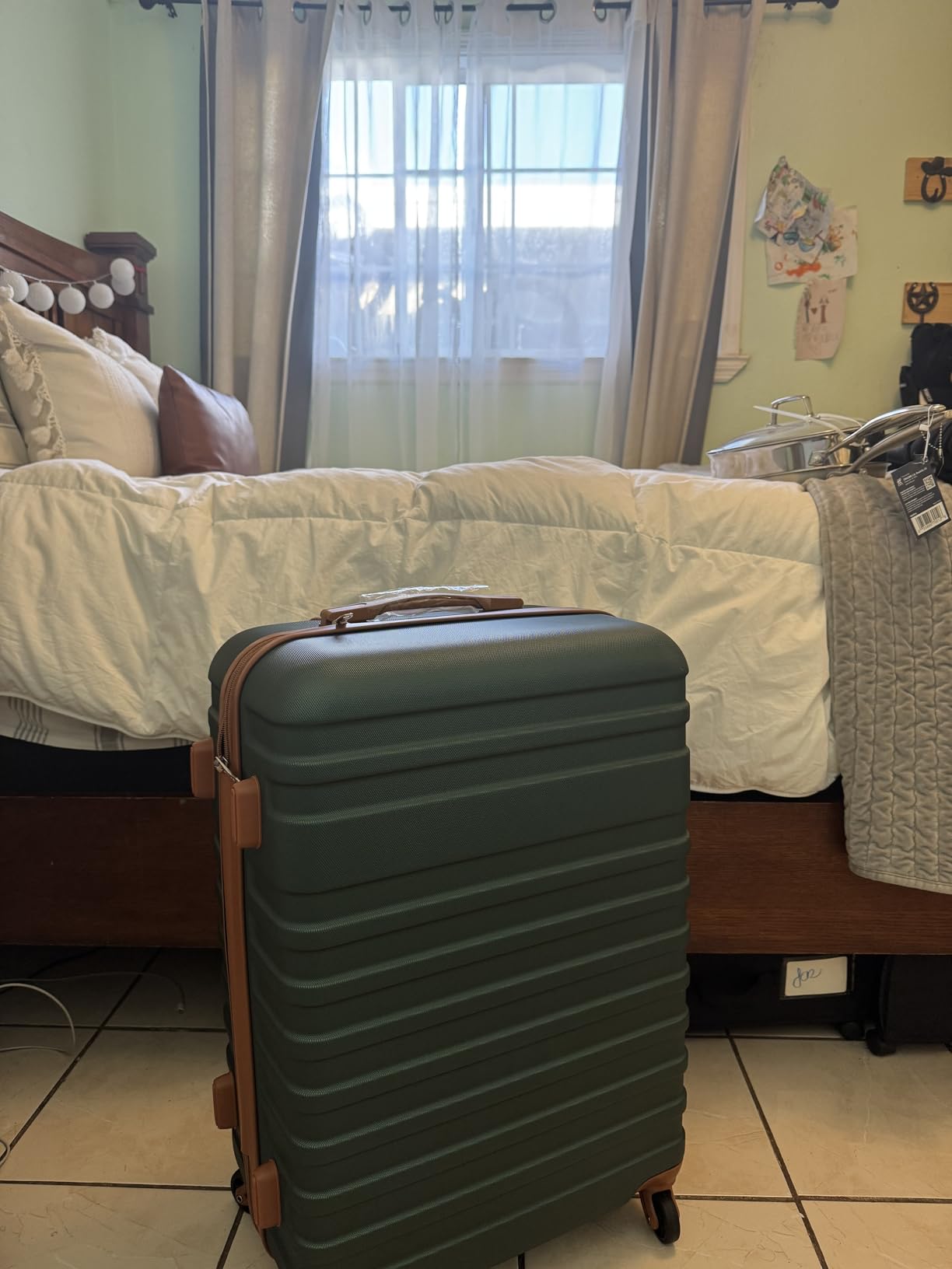 Coolife Luggage Sets Suitcase Set 3 Piece Luggage Set Carry On Hardside Luggage with TSA Lock Spinner Wheels (White, 3 piece set (DB/TB/20)) customer photo 1