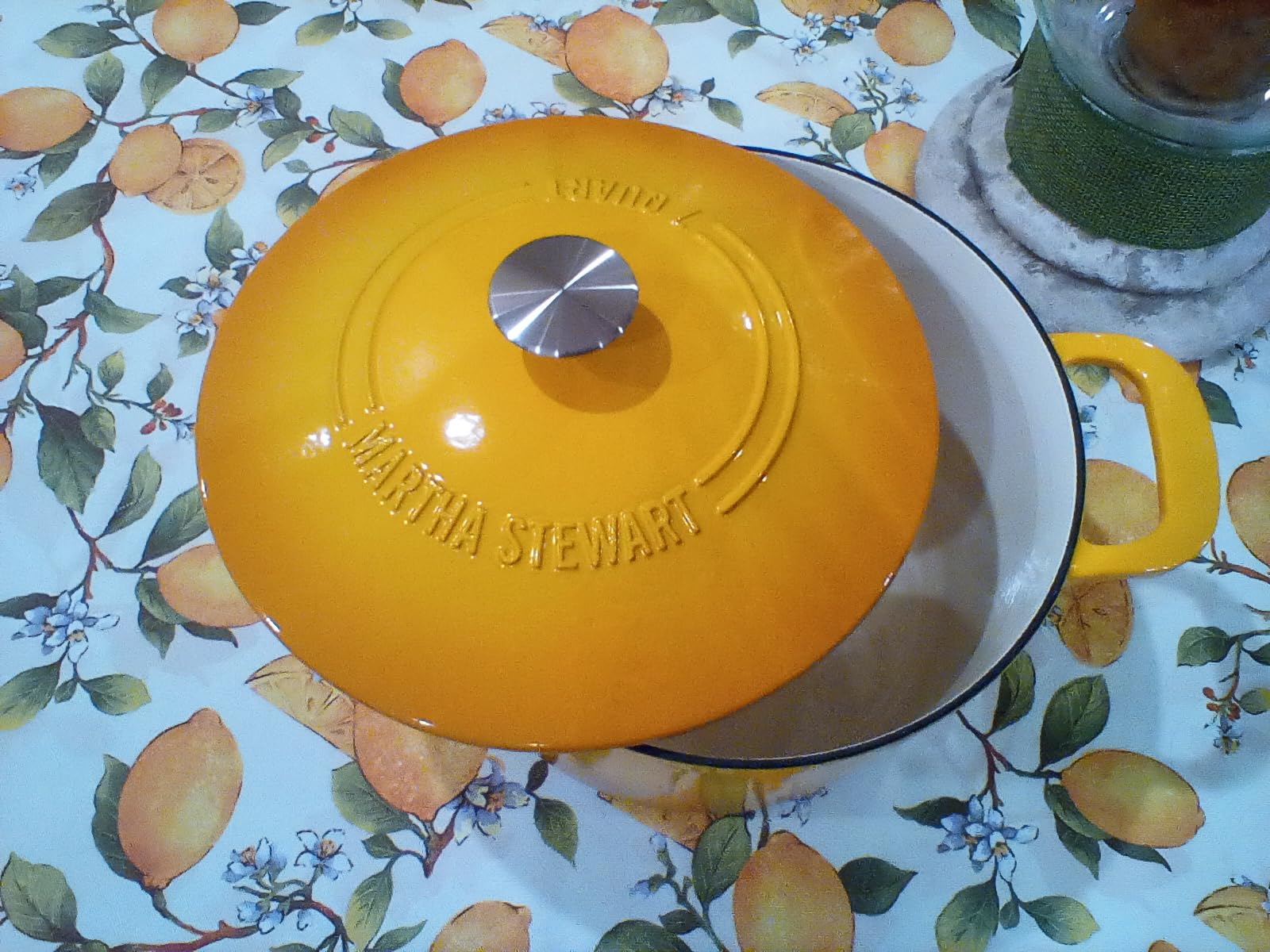 MARTHA STEWART Gatwick 7-Quart Enamel Cast Iron Dutch Oven - Linen White With Gold customer photo 2