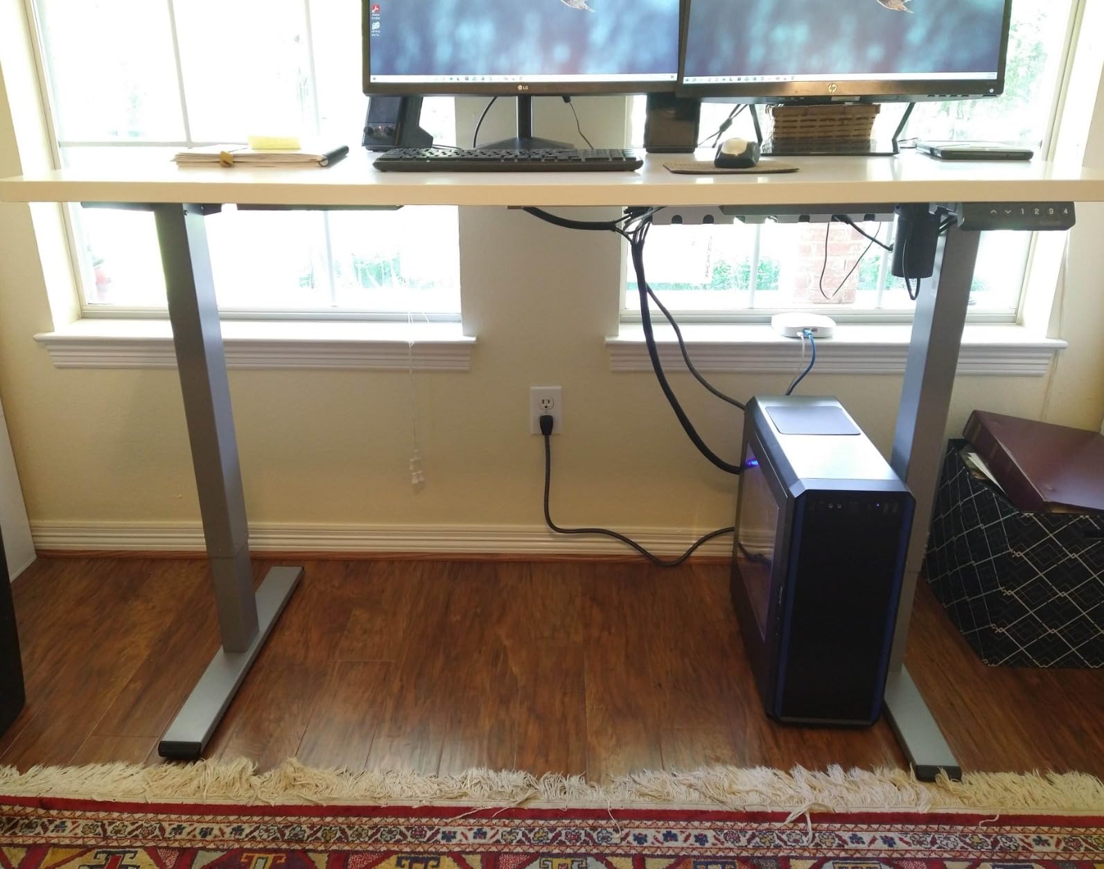 FLEXISPOT EN2 Whole-Piece Standing Desk with Clamp Power Strip, 55 x 28 Electric Stand Up Height Adjustable Desk with Cable Management, Black Frame + Rustic Brown Desktop customer photo 1