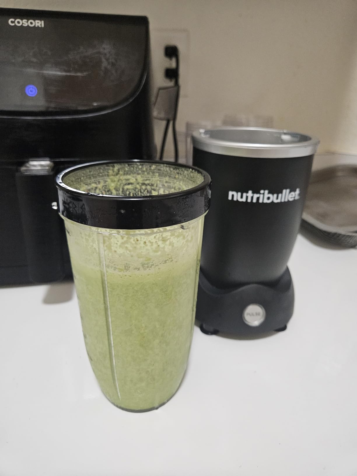 nutribullet Pro+ 1200 Watt Personal Blender with Pulse Function, Matte Black customer photo 2
