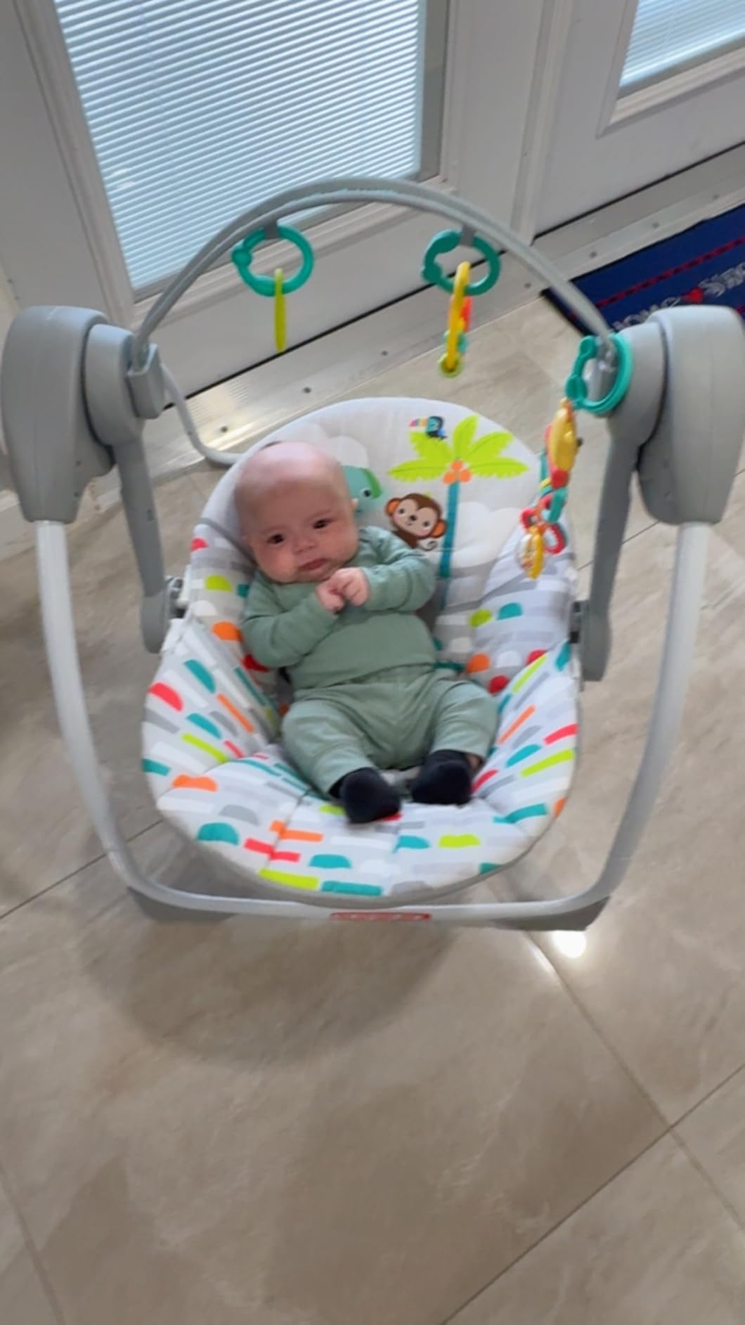 Bright Starts Playful Paradise Portable Compact Automatic Baby Swing with Music, Unisex, Newborn + customer photo 2