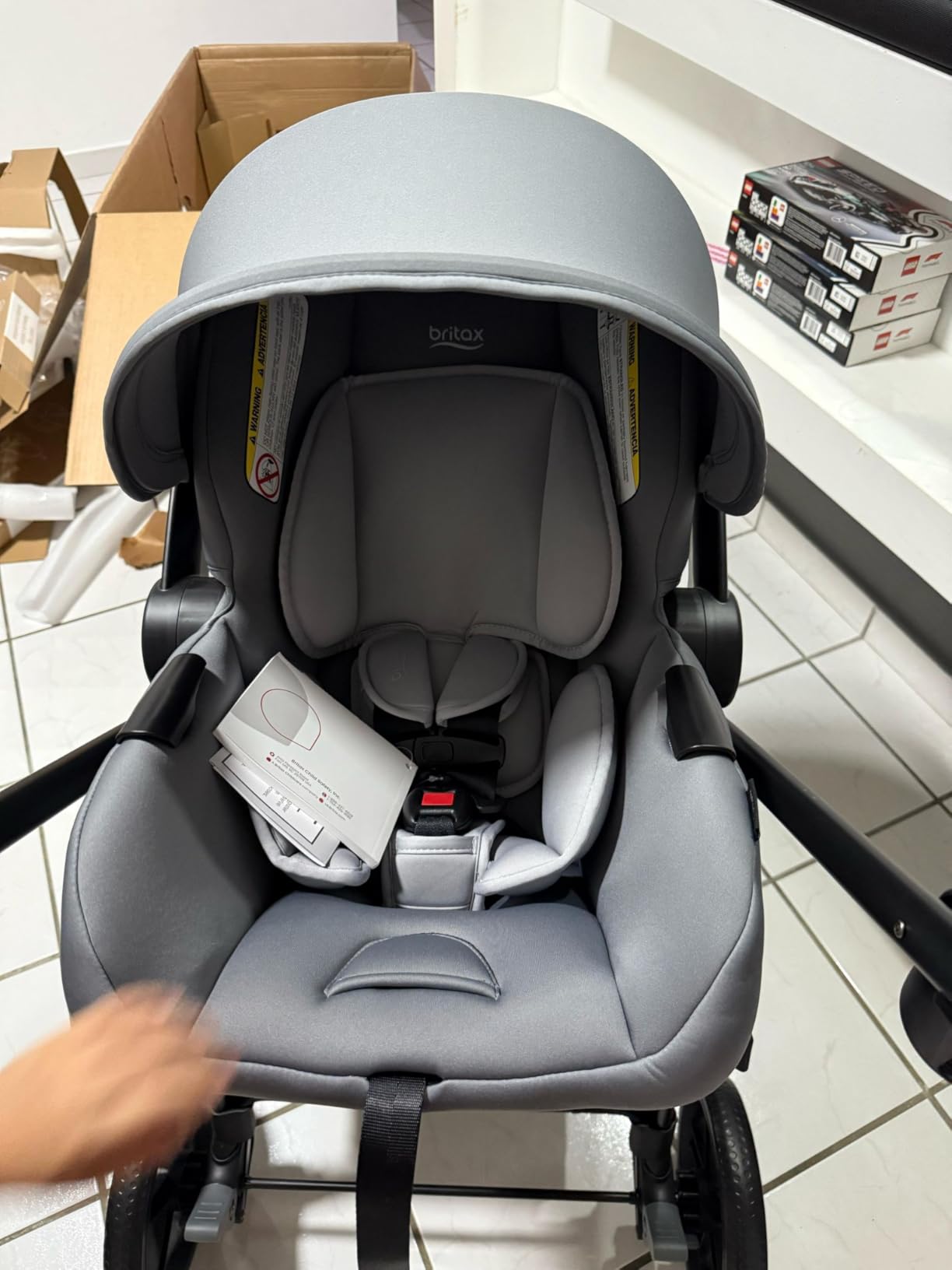 Britax Willow Brook Travel System, Infant Car Seat Stroller Combo with Willow Infant Car Seat and Brook Stroller - Graphite Glacier customer photo 1
