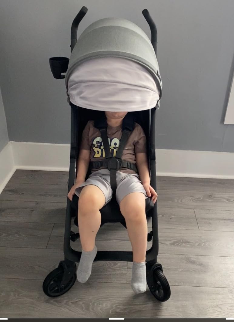 UPPAbaby G-Luxe Umbrella Stroller - Lightweight Design for Easy Travel, One-Step Fold + Recline - Greyson (Charcoal Melange/Carbon Frame) customer photo 1