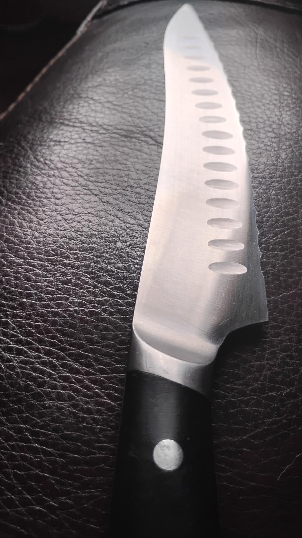 Piklohas Resharpenable Bread Knife for Homemade Bread, 10 Inch Serrated Sourdough Knife with Offset Handle, Innovative Wavy Edge for Clean Slices Crusty Bread, Bagels, Pineapple & Tomatoes, Gift Box customer photo 2