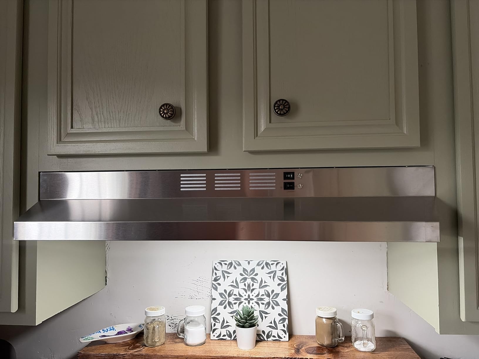 Range Hood 30 inch Under Cabinet, Stainless Steel Kitchen Vent Hood 280CFM, Built-in Kitchen Stove Hood w/Rocker Button Control, Ducted/Ductless Convertible Duct, 2 Speeds Fan, Bright LED Light customer photo 1