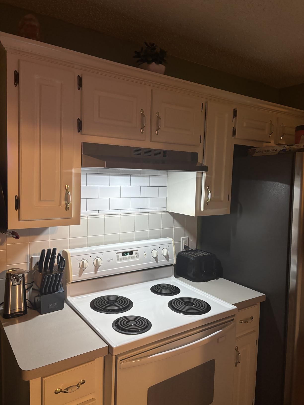 Range Hood 30 inch Under Cabinet, Stainless Steel Kitchen Vent Hood 280CFM, Built-in Kitchen Stove Hood w/Rocker Button Control, Ducted/Ductless Convertible Duct, 2 Speeds Fan, Bright LED Light customer photo 2