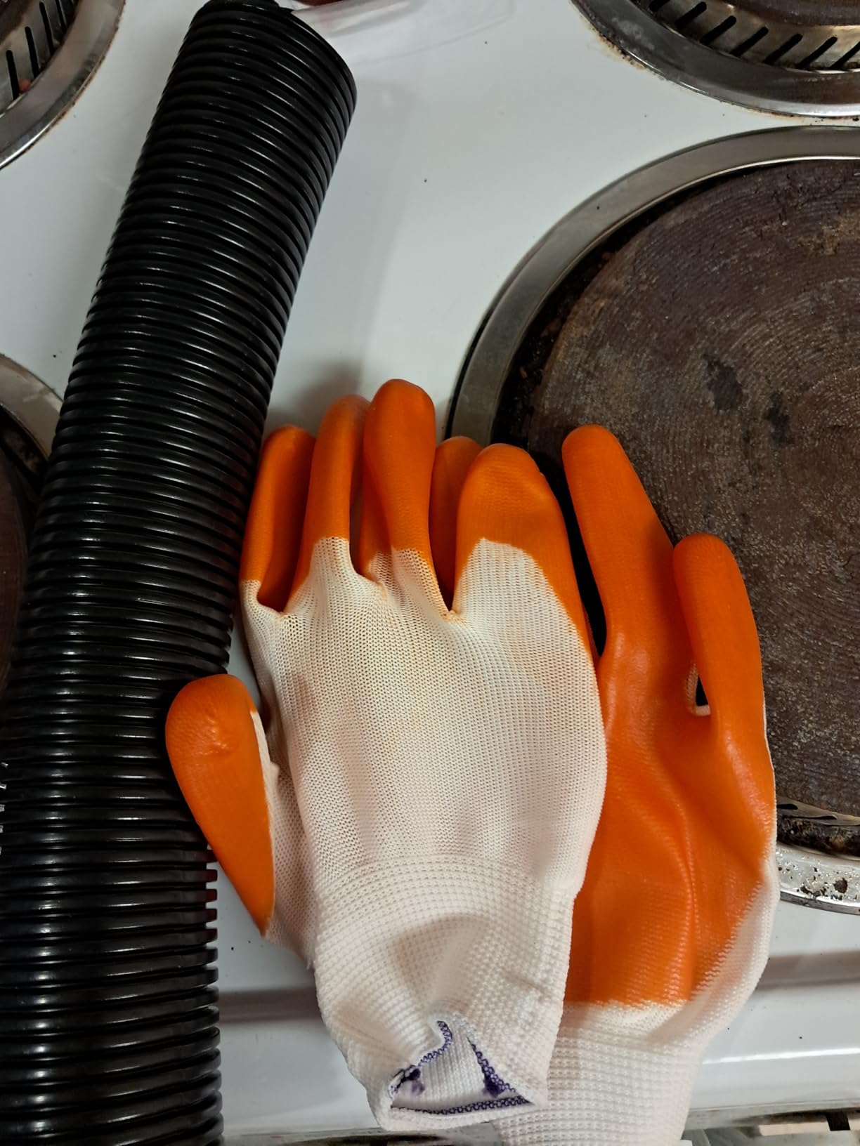 VEVOR Drain Auger 25Ft, Plumbing Snake with Drill Attachment, Plumbers Snake Drain Clog Remover for Kitchen Bathroom Shower Sink with Protective Hose and Gloves customer photo 2