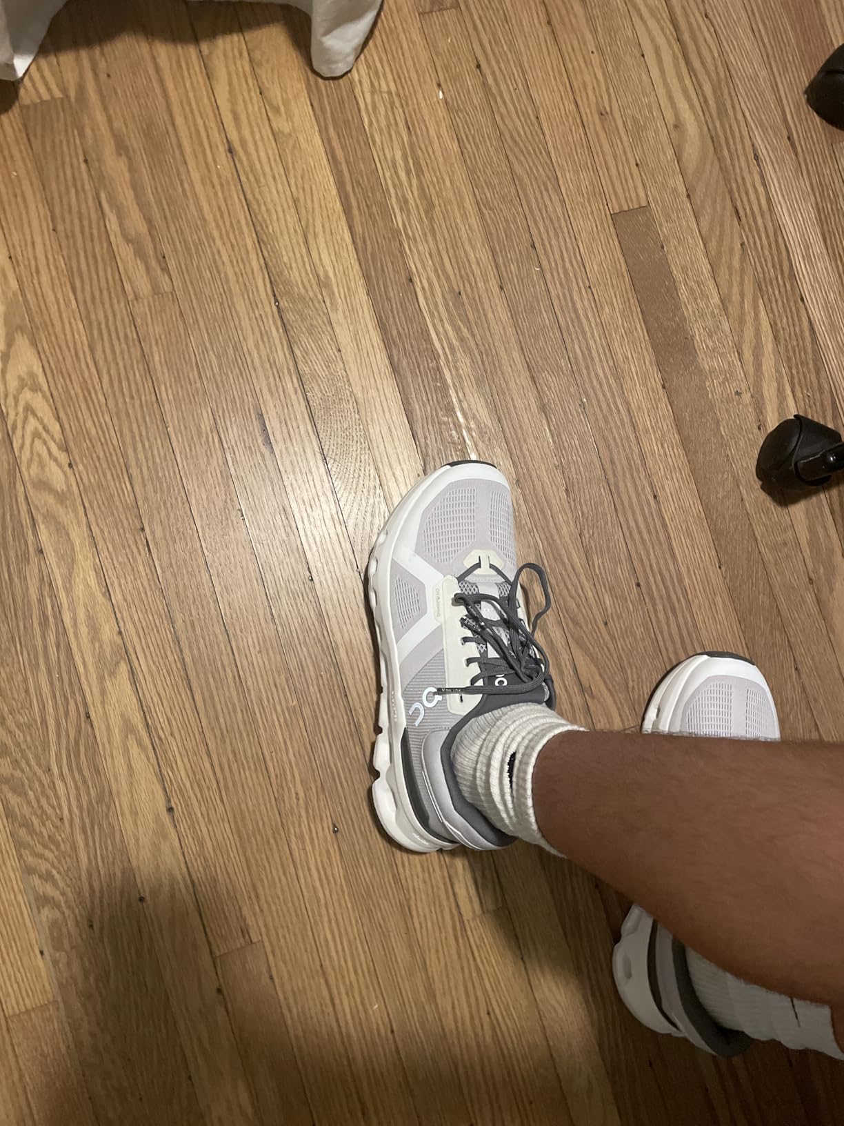 On Men's Cloudrunner 2 Sneakers customer photo 1