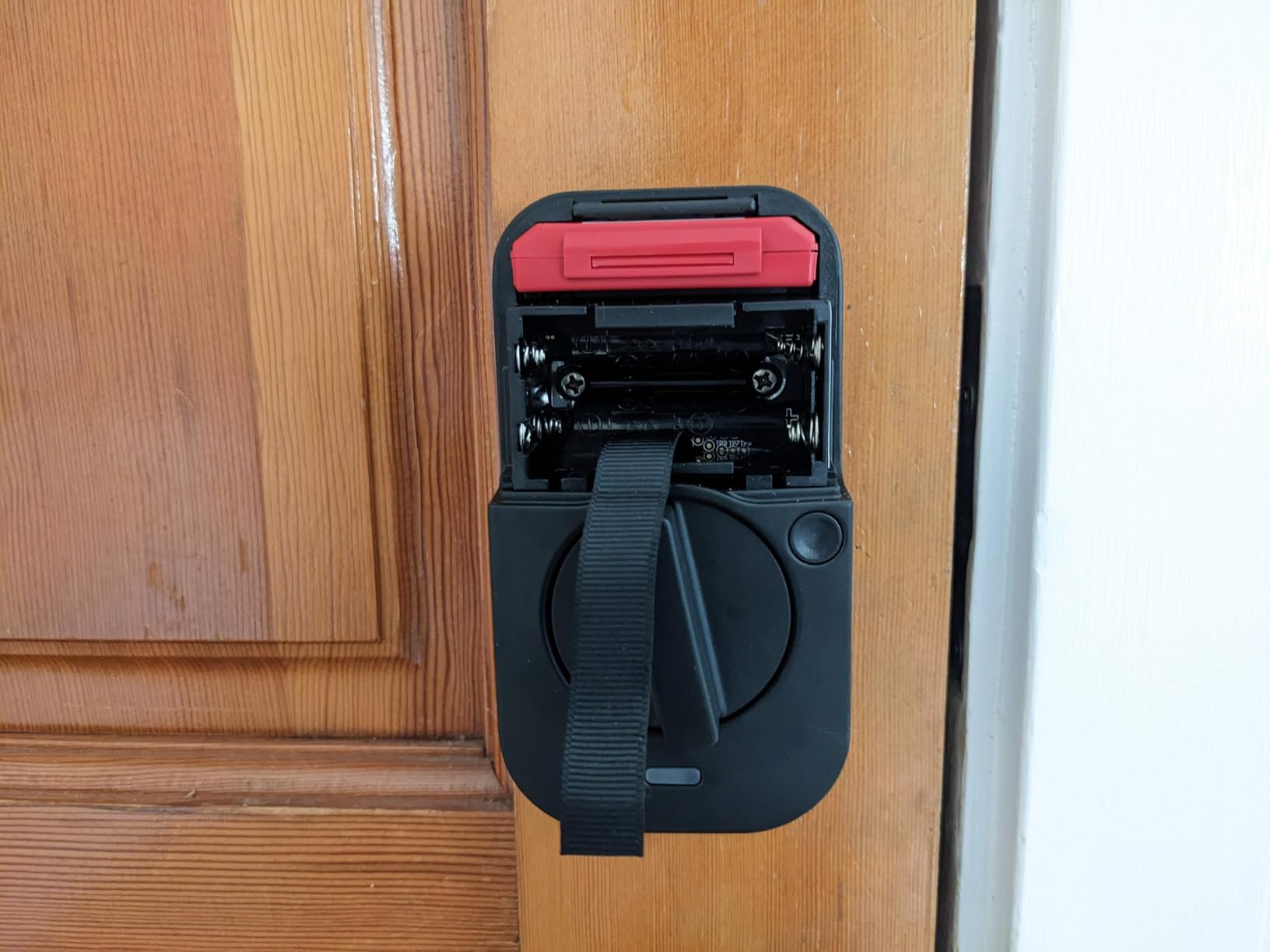 Yale Assure Lock 2 Touch Deadbolt, Satin Nickel Keyless Entry Door Lock with Touch Digital Keypad and Fingerprint Scanner, (No Wi-Fi), YRD450-F-BLE-619 customer photo 2