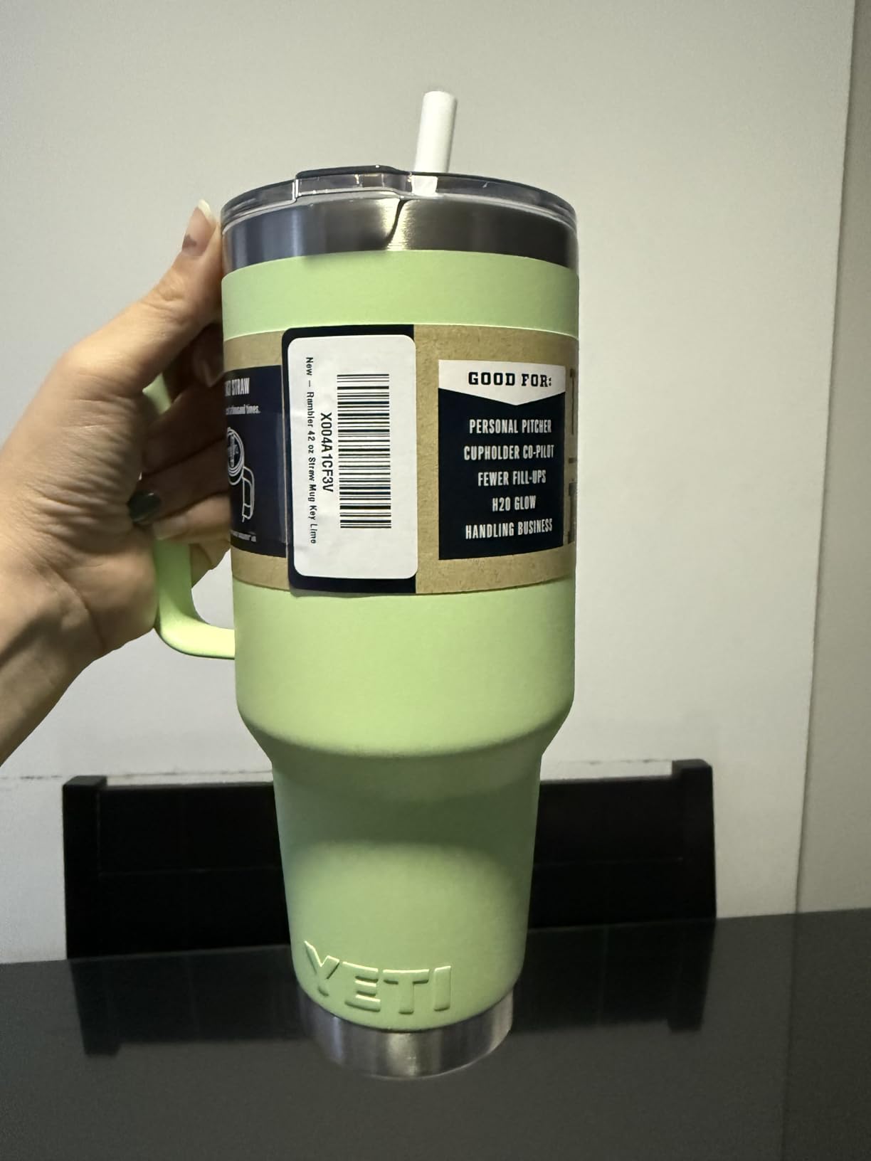 YETI Rambler 35 oz Tumbler with Handle and Straw Lid, Travel Mug Water Tumbler, Vacuum Insulated Cup with Handle, Stainless Steel, King Crab customer photo 2