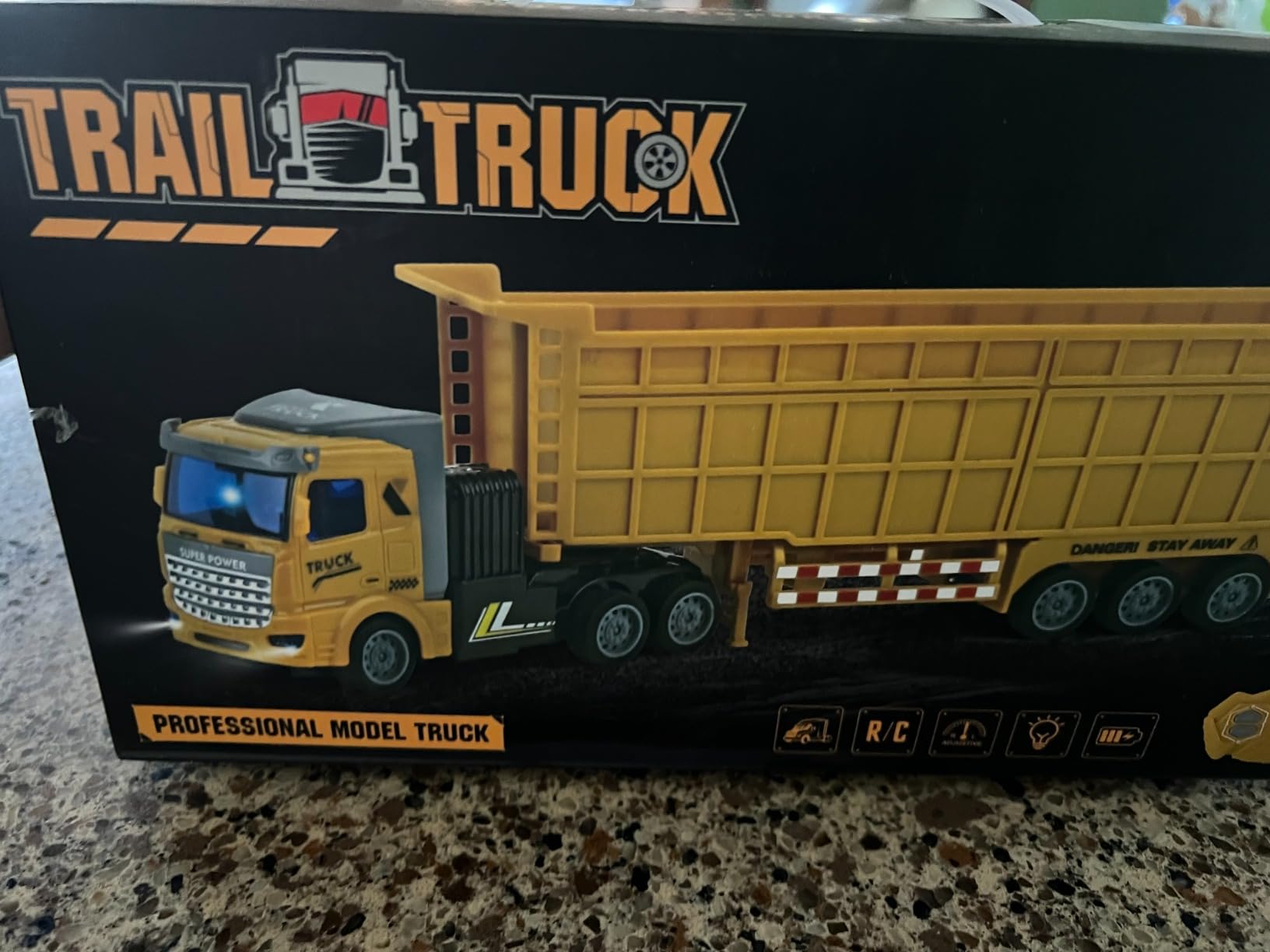 Remote Control Semi Truck with Trailer, 14