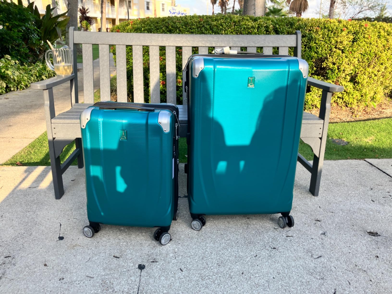 Travelpro Pathways 3 Hardside Expandable Luggage, 8 Spinner Wheels, Lightweight Hard Shell Suitcase, 3 Piece Set (21/25/28), Royal Blue customer photo 1