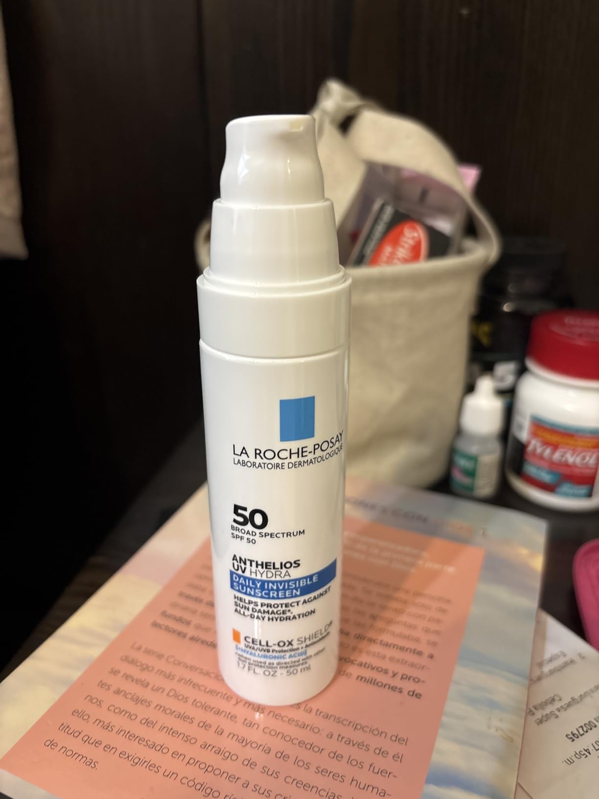 La Roche Posay Anthelios UV Sunscreen SPF 50, Daily Sunscreen for Face in 3 Formulas, UV Tone with Niacinamide, UV Hydra with Hyaluronic Acid, UV Clear with Azelaic Acid, Broad Spectrum Invisible SPF customer photo 2
