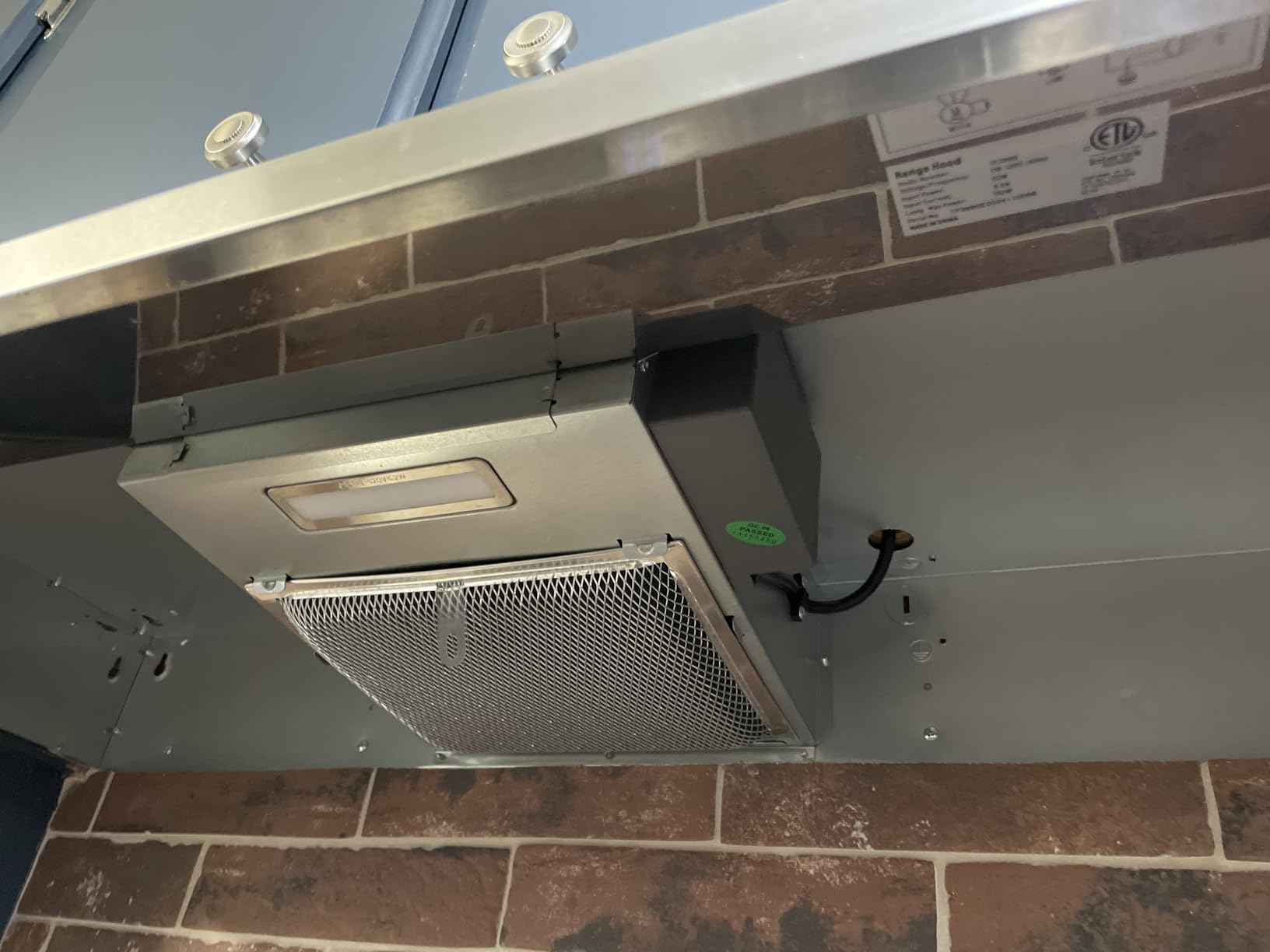 SNDOAS 30 inch Range Hood Ducted/Ductless Convertible Stainless Steel Range Hood Under Cabinet with Rocker Button Control, Vent Hood with LED Light, 2 Speed Exhaust Fan, Under Cabinet Hood, Silver customer photo 2