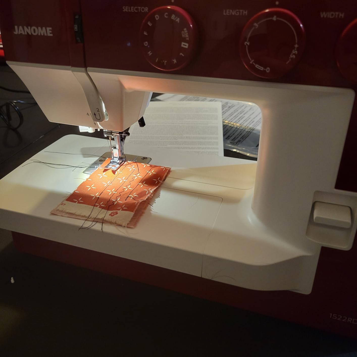 Janome 1522DG Mechanical Sewing Machine - Aesthetic Dark Gray, 22 Built in Stitches, 1 Step Buttonhole, Heavy Duty Metal Frame customer photo 2