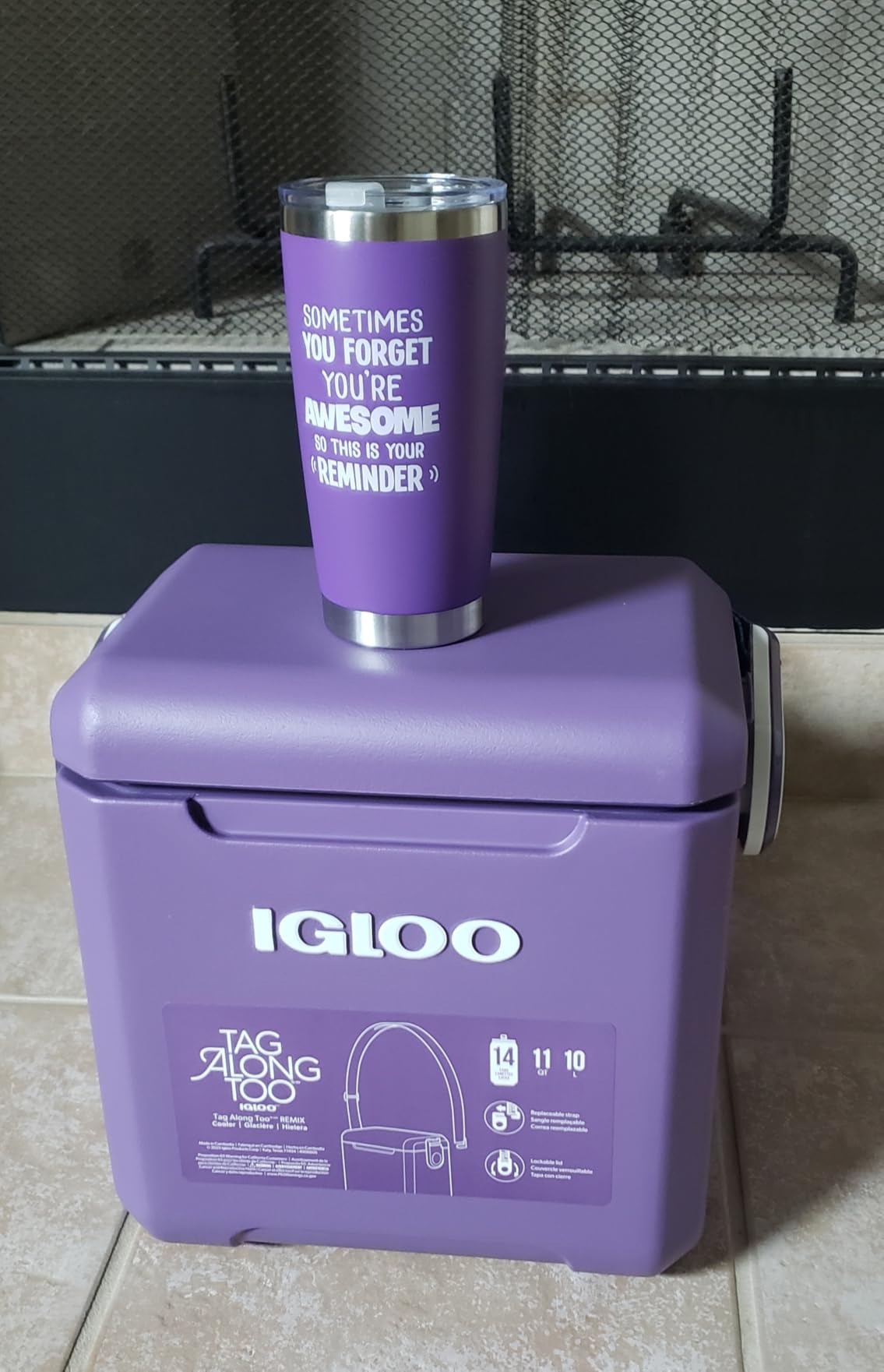 Igloo Tag Along Too Coolers | Insulated Hard Shell Picnic Style Cooler | Rolling Ice Chest customer photo 1