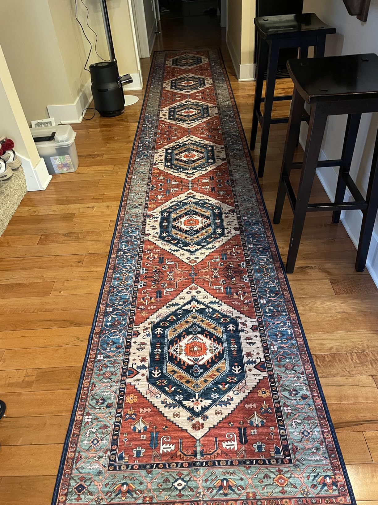 SERISSA Runner Rug for Hallways, 2'6