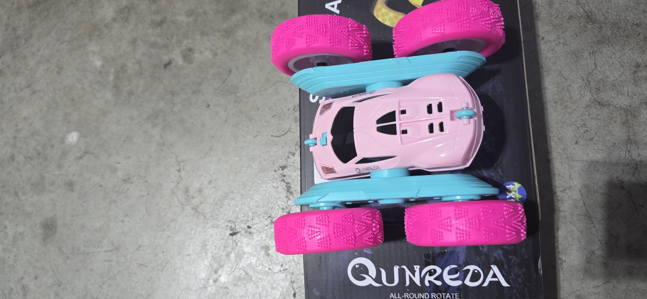 QUNREDA 4WD Stunt Car customer photo 1