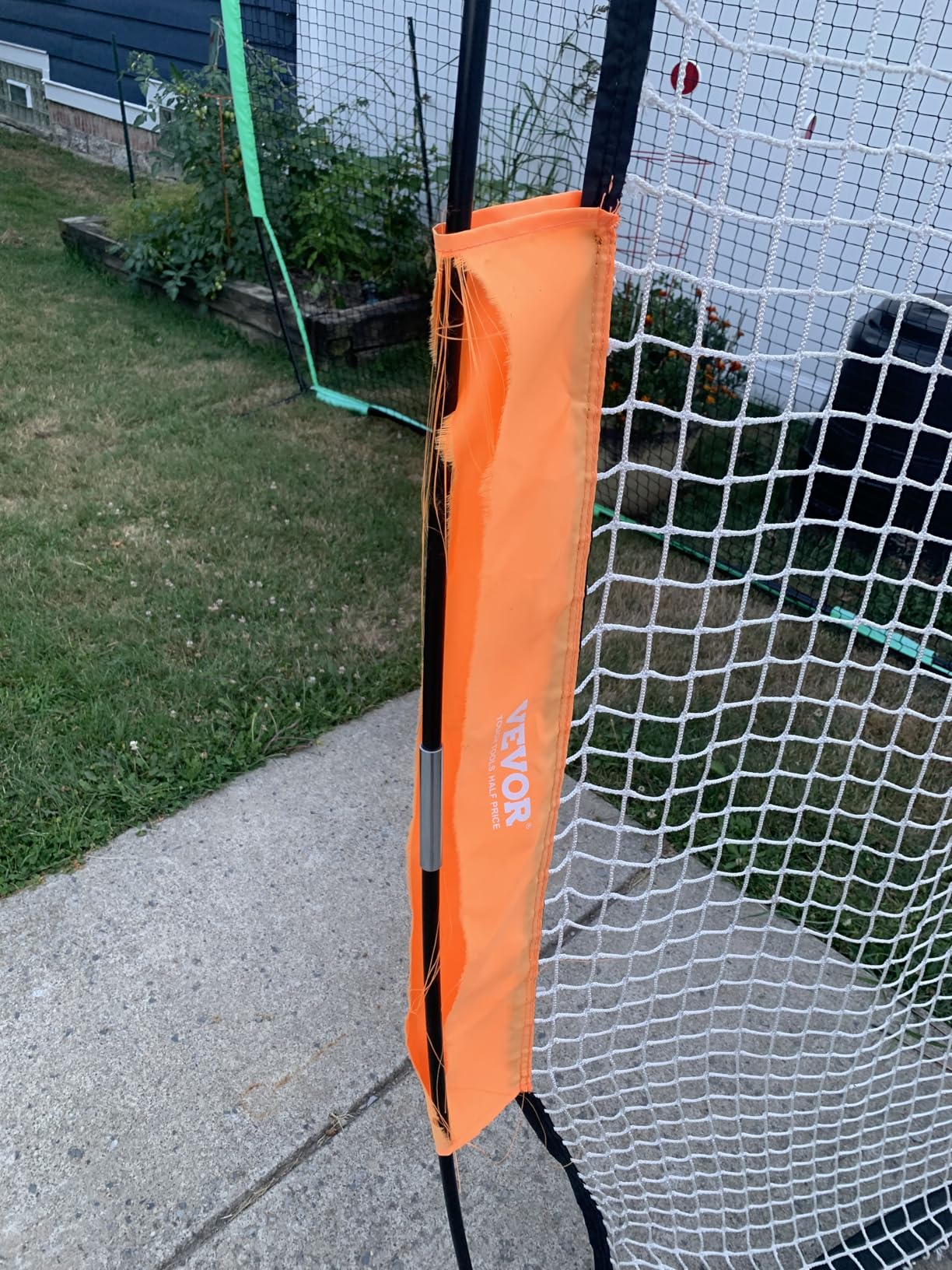 VEVOR Lacrosse Goal, 6' x 6' Lacrosse Net, Portable Lacrosse Goal with Carry Bag, Fiberglass Rod Backyard Lacrosse Training Equipment, Easy Setup Collegiate Goal, Perfect for Youth Adult Training customer photo 1