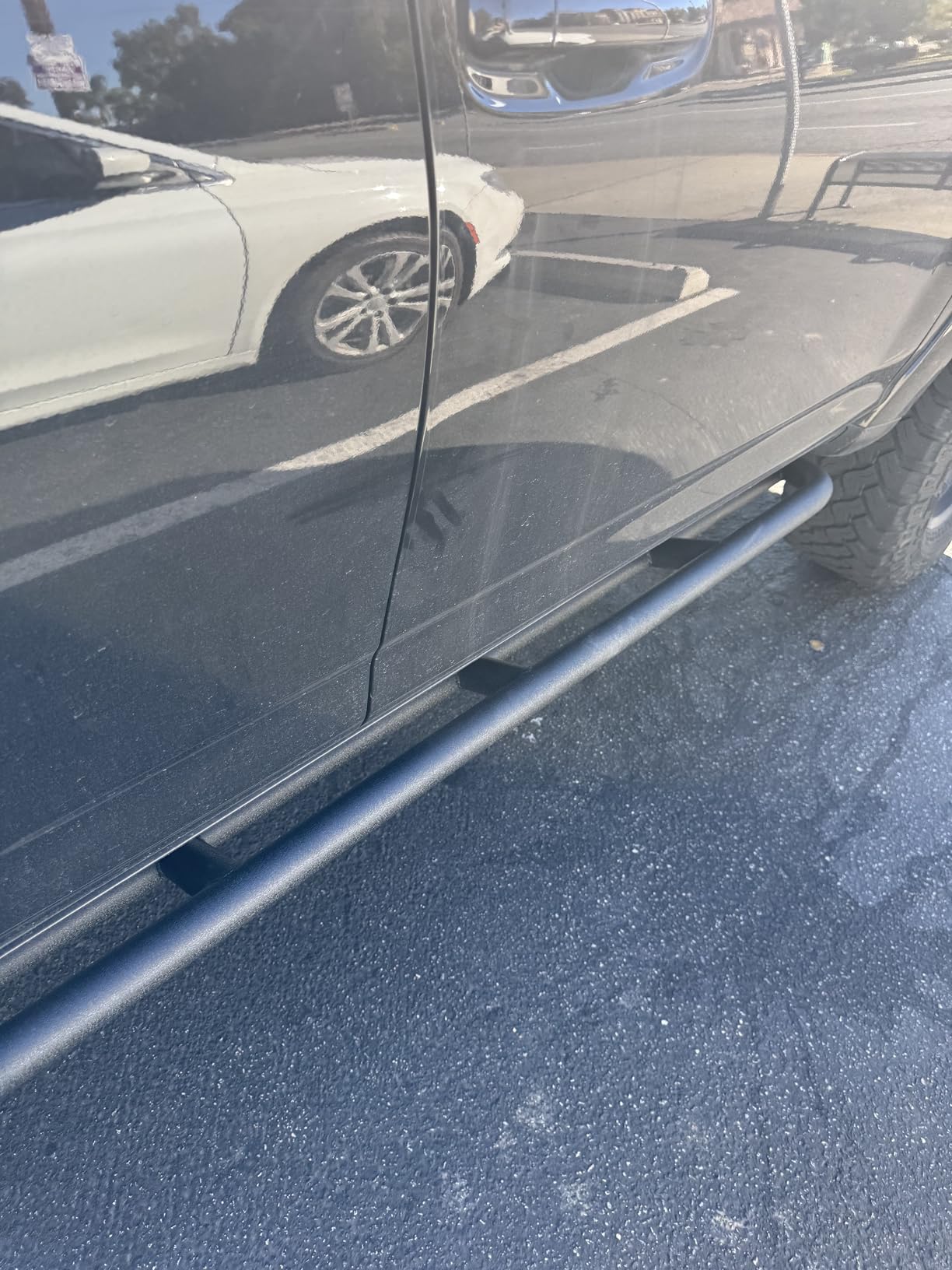 Hooke Road 4Runner Rock Sliders Tube Side Door Armor Rocker Guard Rails for 2010-2024 Toyota 4Runner 5th Gen (Exclude Limited, Nightshade, TRD Sport & 10-13 SR5) customer photo 2