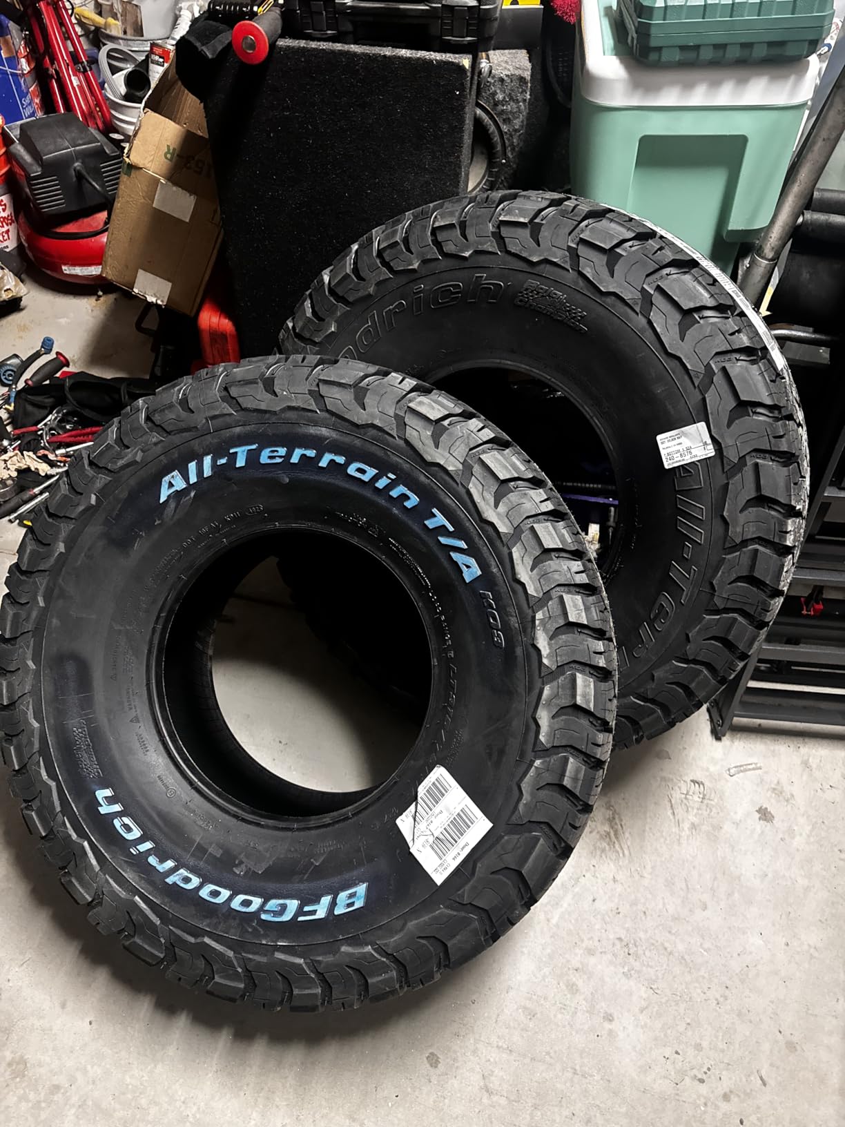 BFGoodrich All-Terrain T/A KO3 Car Tire for Light Trucks, SUVs, and Crossovers, LT265/75R16/E 123/120S customer photo 2