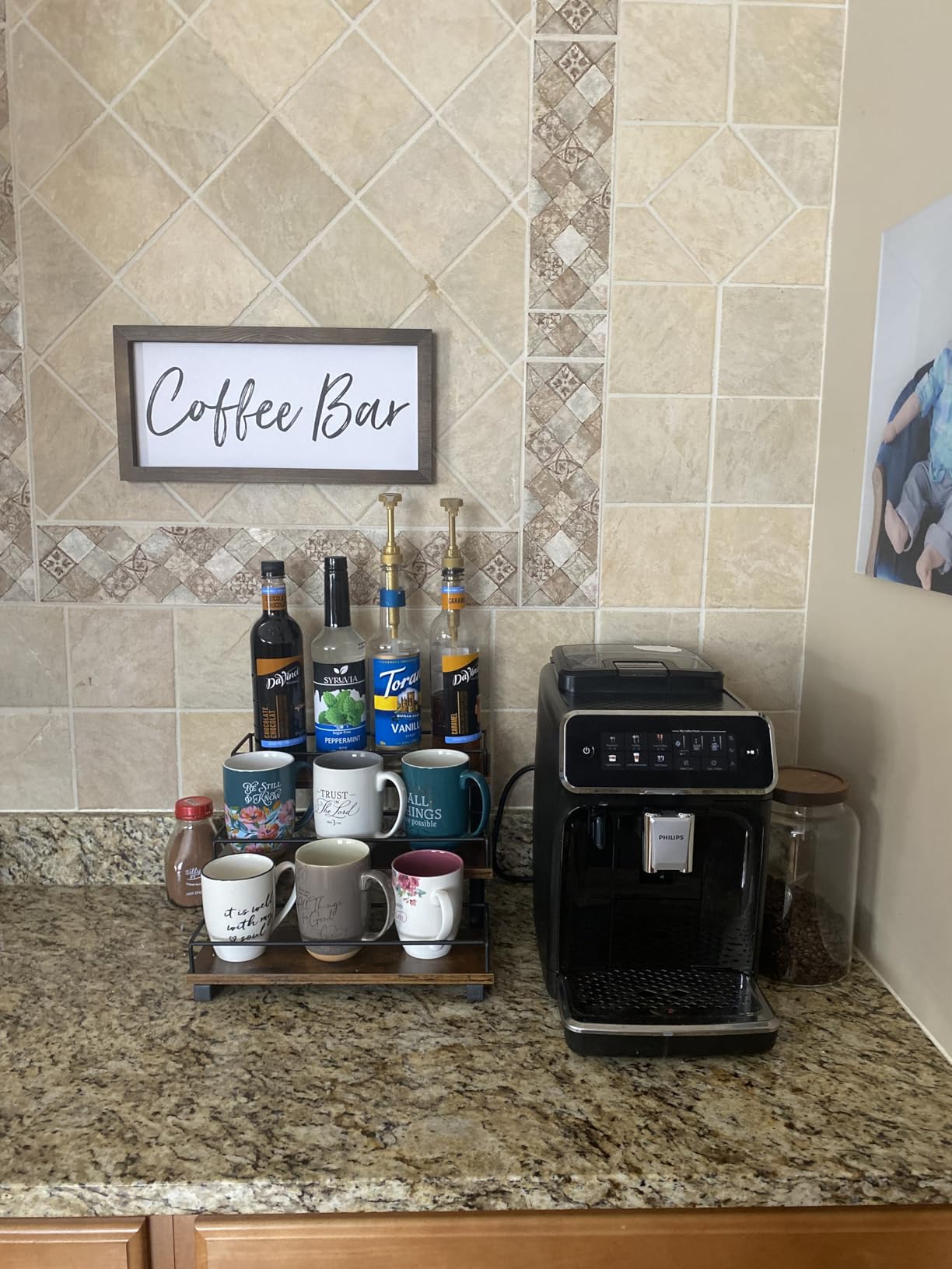 Philips 3300 Series Fully Automatic Espresso Machine with integrated milk frother and grinder, 5 Hot & Iced Coffee Pre-Sets, 40% Quieter SilentBrew, 15-Bar Pressure, Glossy Black (EP3326/90) customer photo 2