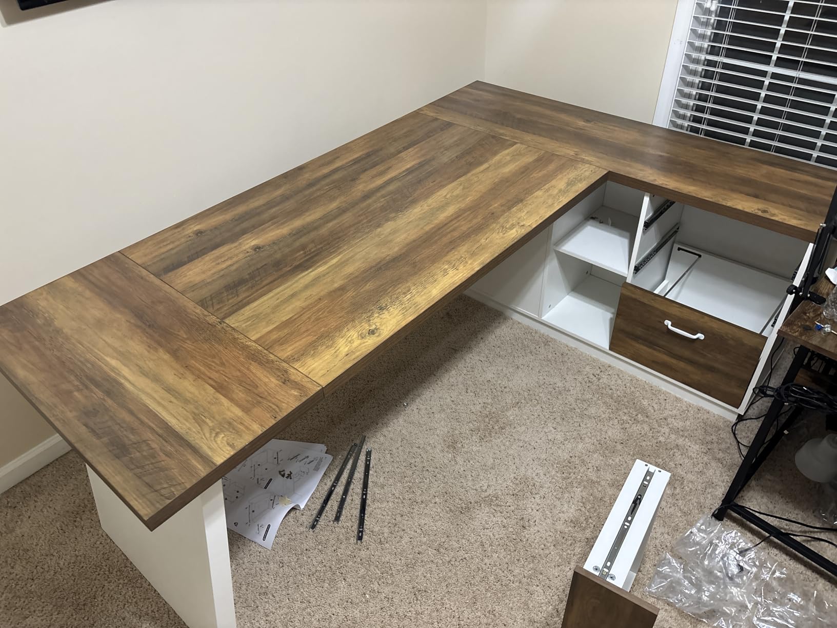 Tribesigns 78 L-Shaped Executive Desk, Large Office Desk with Drawers and File Cabinet, Modern Business Furniture for Home Office (Walnut & Black) customer photo 2
