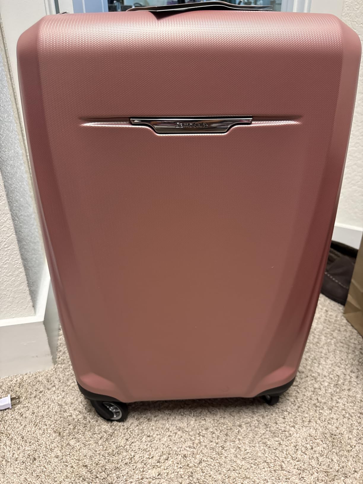 Winfield 3 DLX Hardside Expandable Luggage with Spinners, Purple, 2-Piece Set (20/25) customer photo 1