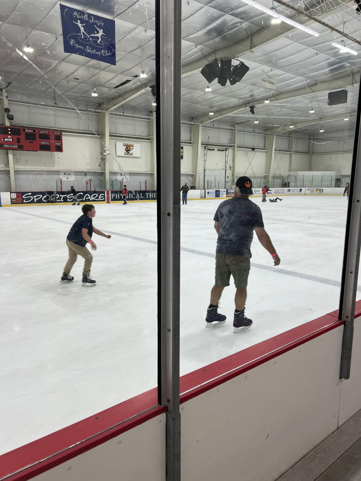 5th Element Stealth Ice Hockey Skates - Perfect for Recreational Ice Skating and Hockey - True-to-Size Fit and Moisture Resistant Liner Ice Skates for Men customer photo 2