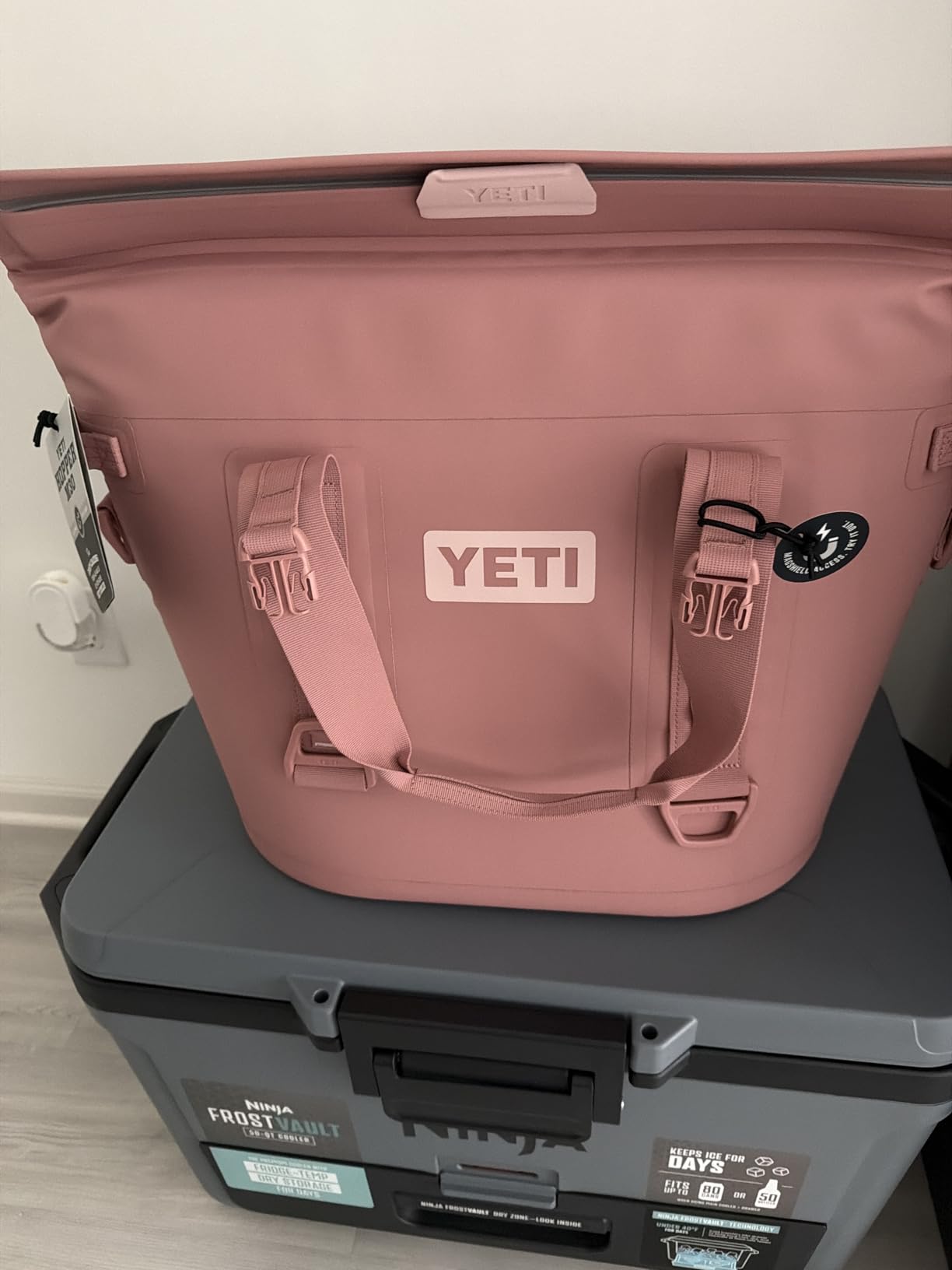 YETI Hopper M Series Portable Soft Cooler with MagShield Access customer photo 1