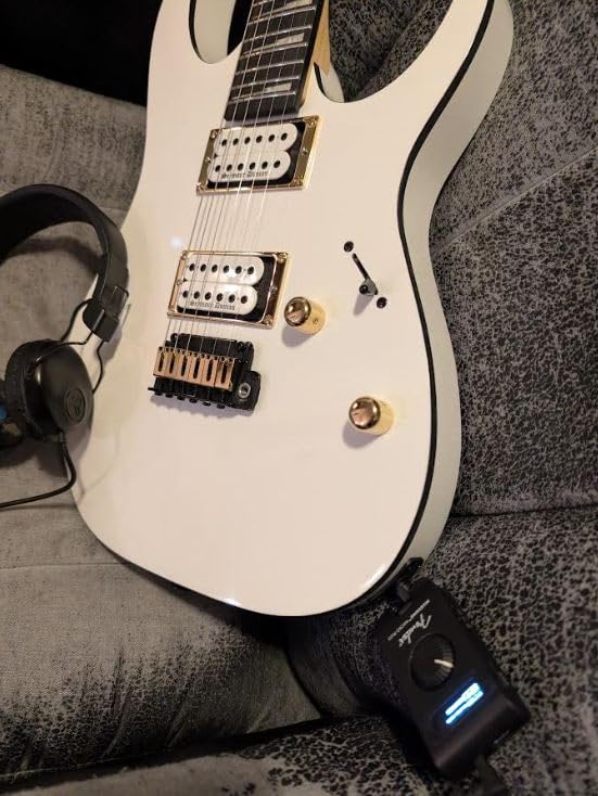 Fender Mustang Micro Plus Headphone Guitar Amplifier, 25 Amp Models, 25 Effects, 100 Presets, Onboard Tuner, Bluetooth, USB Recording customer photo 1