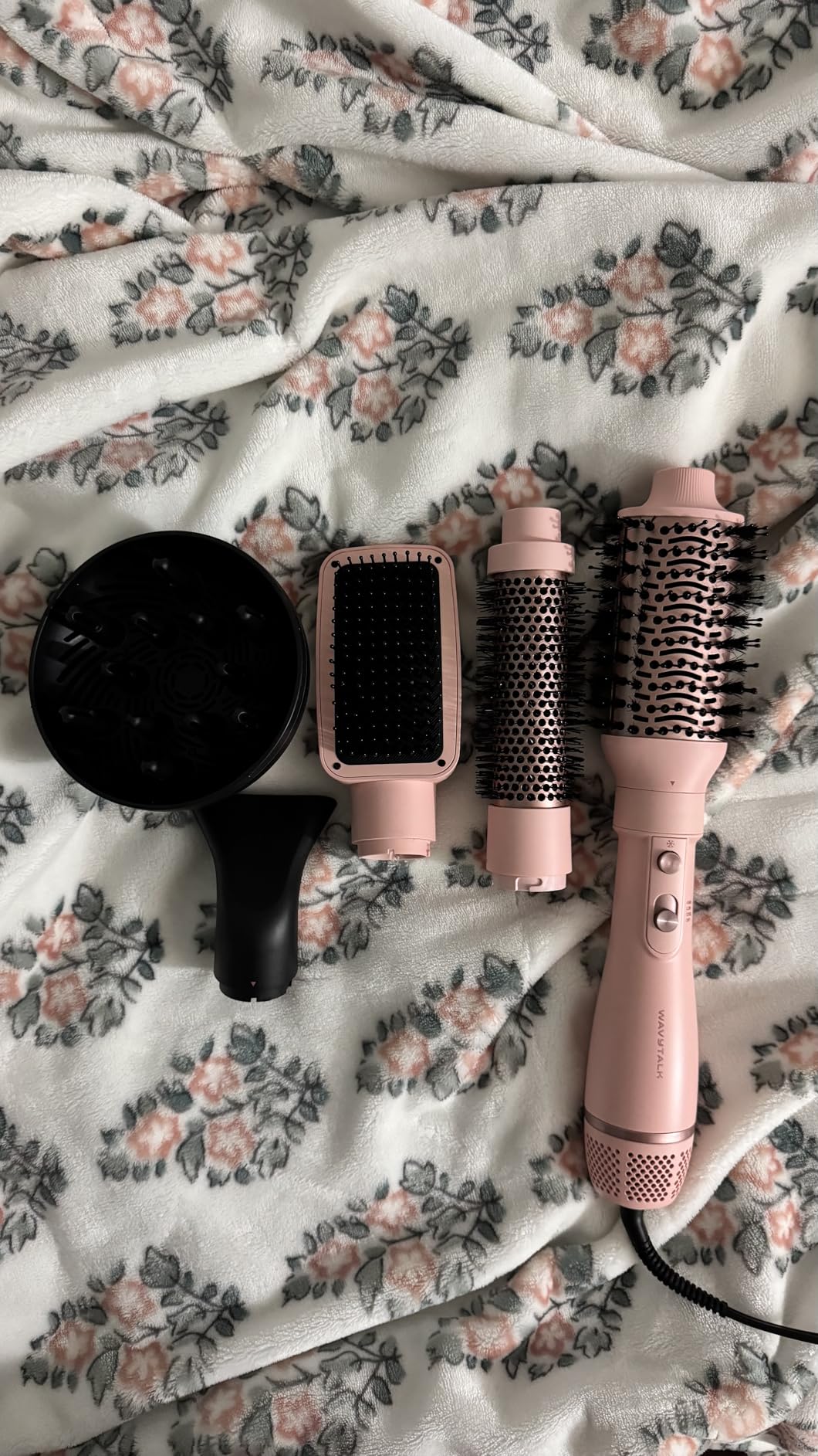 Wavytalk Air Sculpt 5-in-1 Hot Air Brush Set, Multi Hair Styler for Salon Blowouts, Smooth Curls, Volumizing and Straightening, Sleek and Less Frizz, Pink customer photo 1