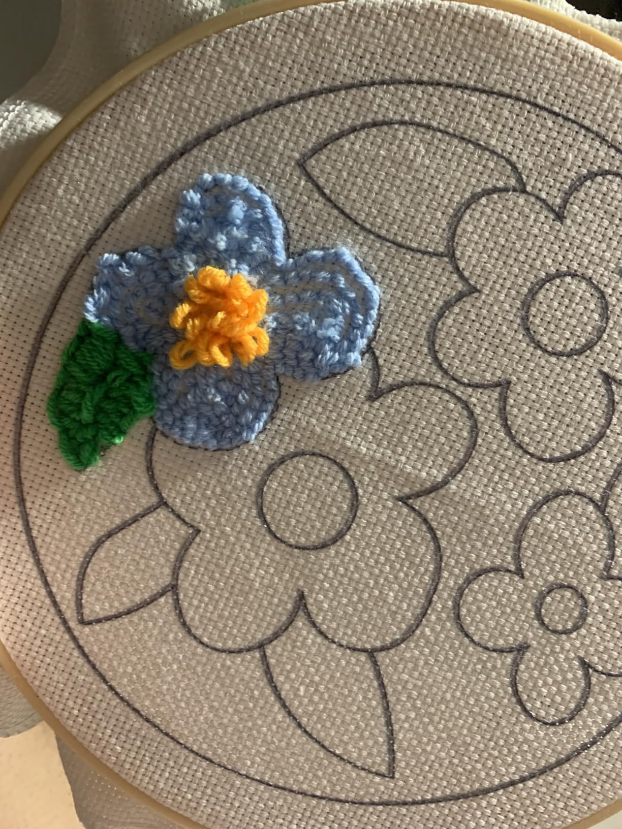 SPINNY Punch Needle Kit, Two Large Floral Designs w/ 2 Embroidery Hoops, Includes Beginner Video Tutorials and Instructions, Beginner Punch Stitch for Adults customer photo 1