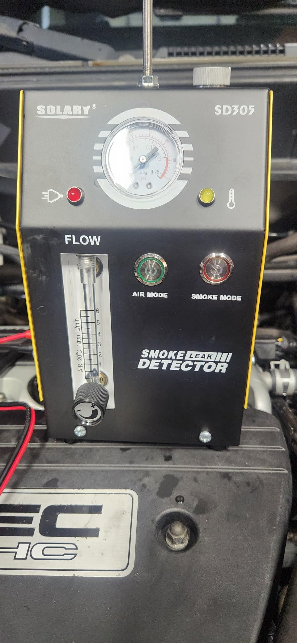 Evap Smoke Machine Leak Tester - 12V DC Vacuum Smoke Diagnostic with Built-in Air Pump customer photo 1